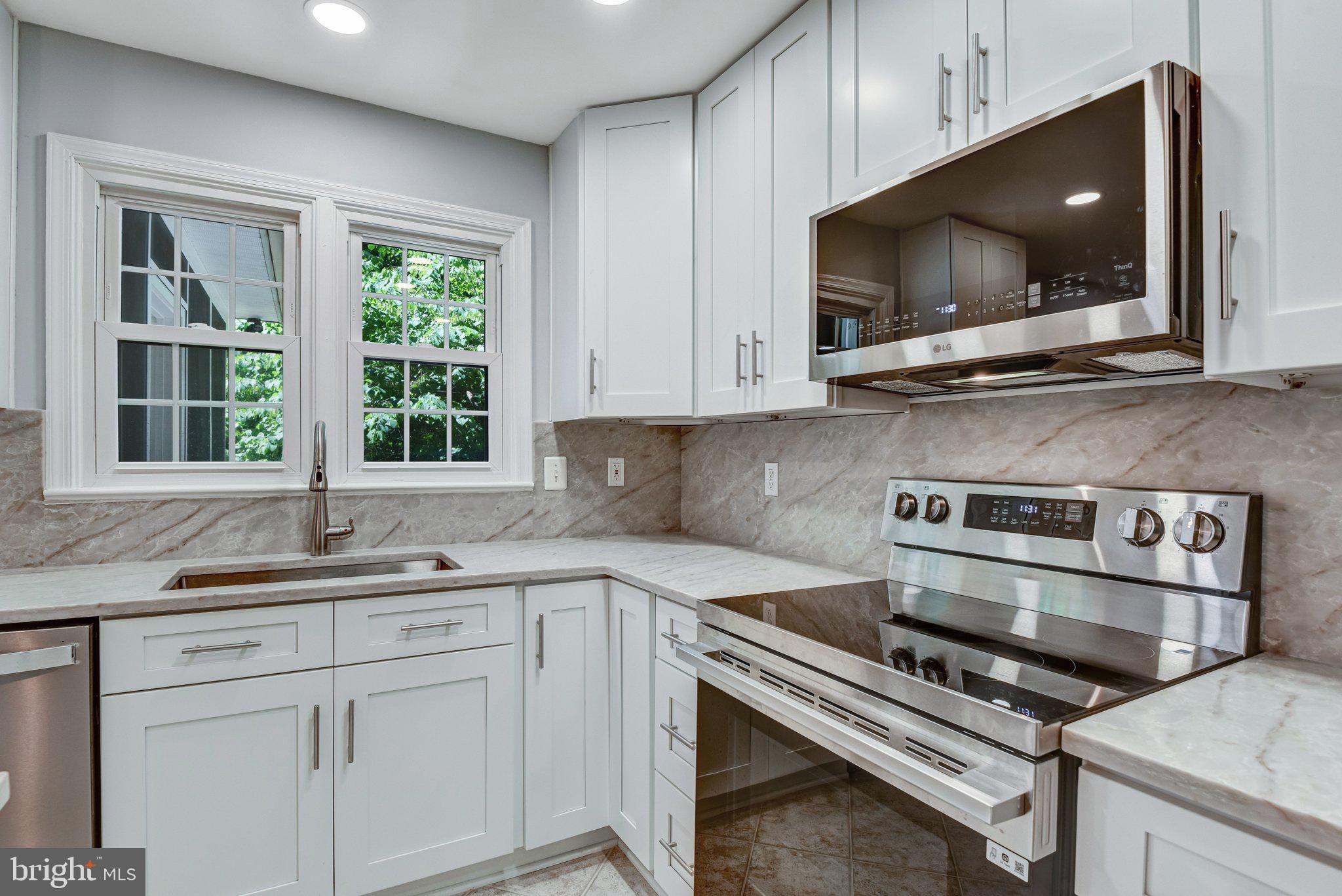 ARDMORE WOODS - Residential