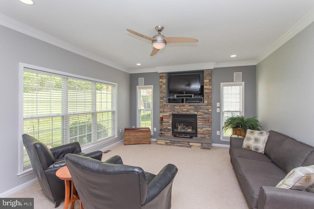 AUSTIN RIDGE - Residential