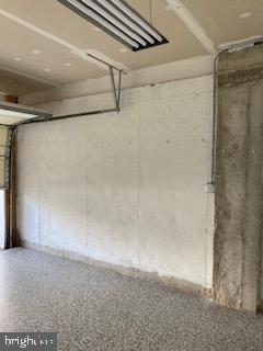 VILLAGES OF DORCHESTER - Residential Lease