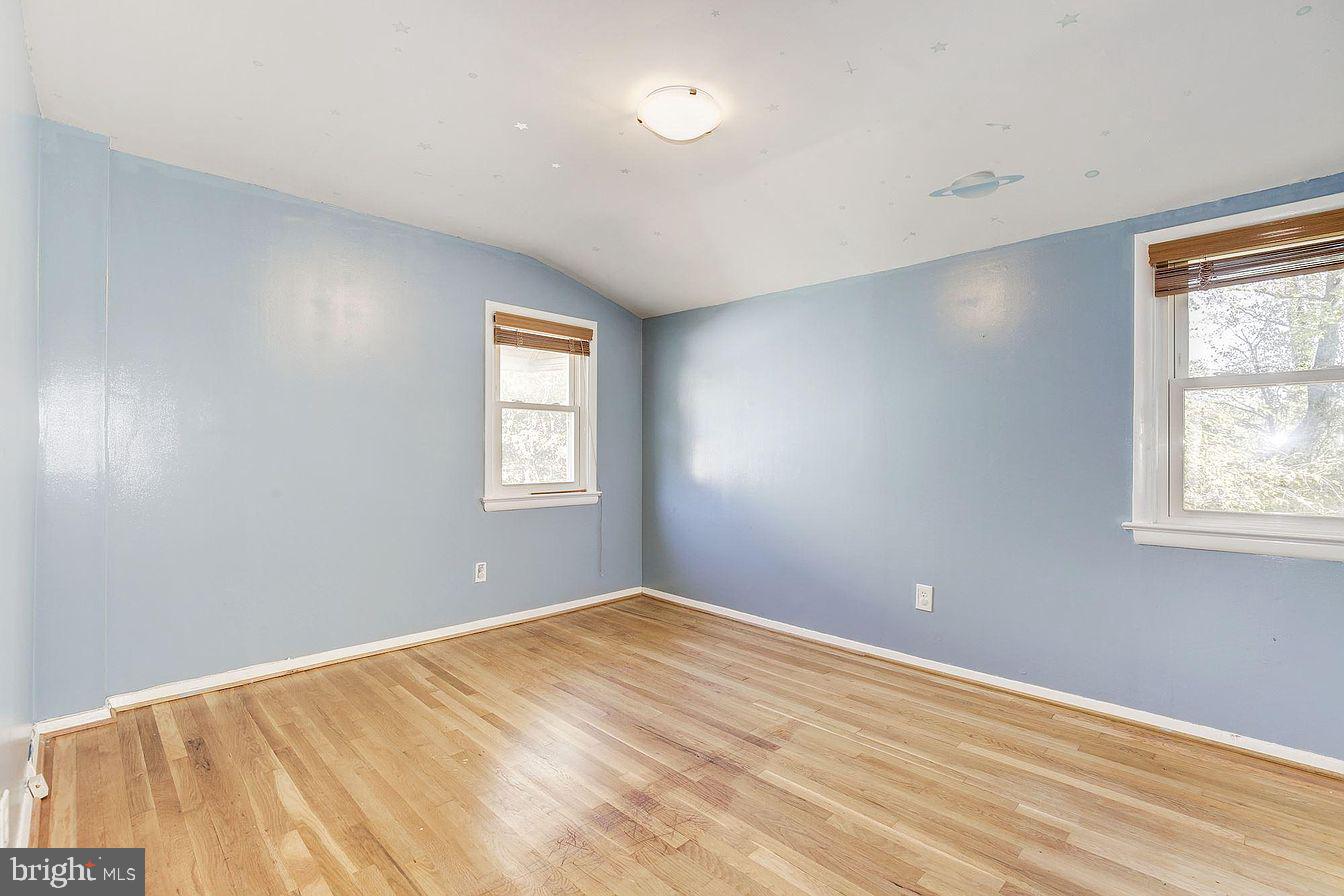 FOREST ESTATES - Residential Lease