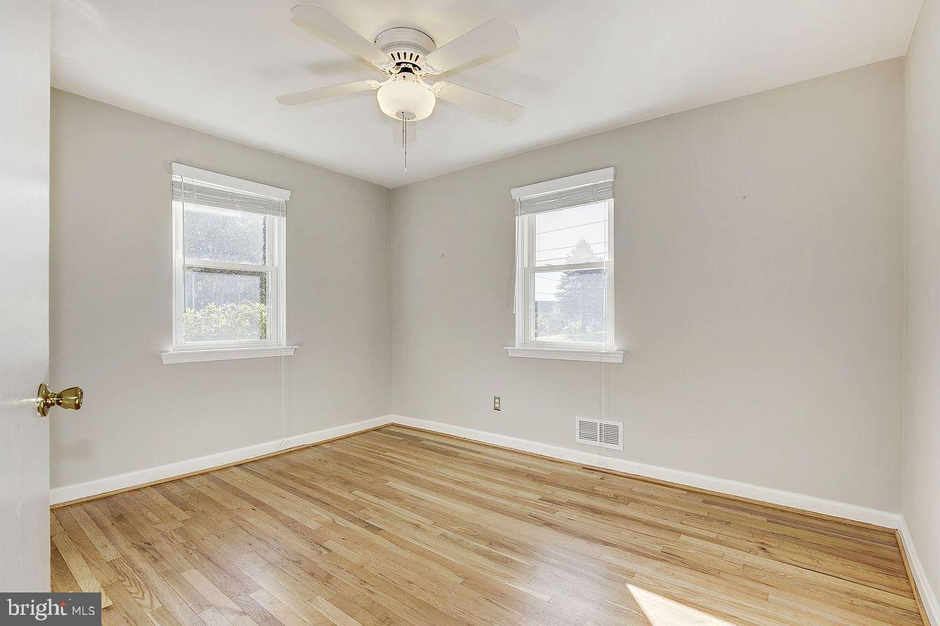 FOREST ESTATES - Residential Lease