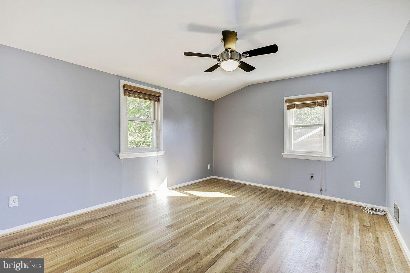 FOREST ESTATES - Residential Lease