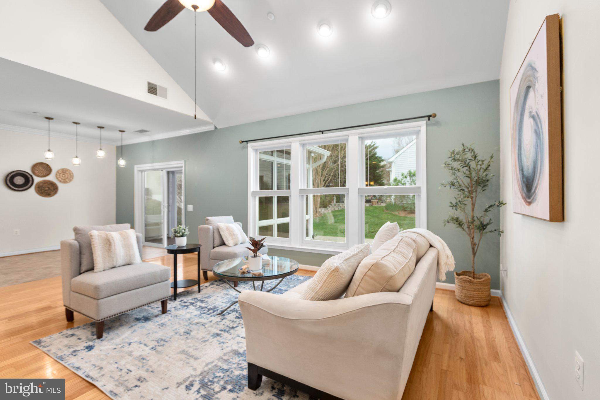 FALLS RUN - Residential