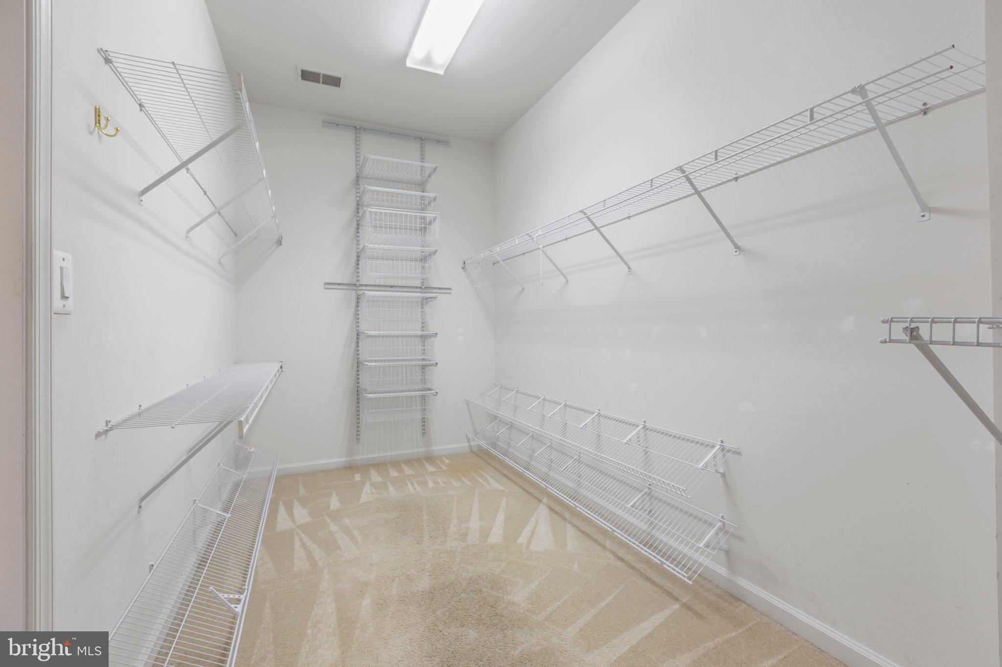 FALLS RUN - Residential