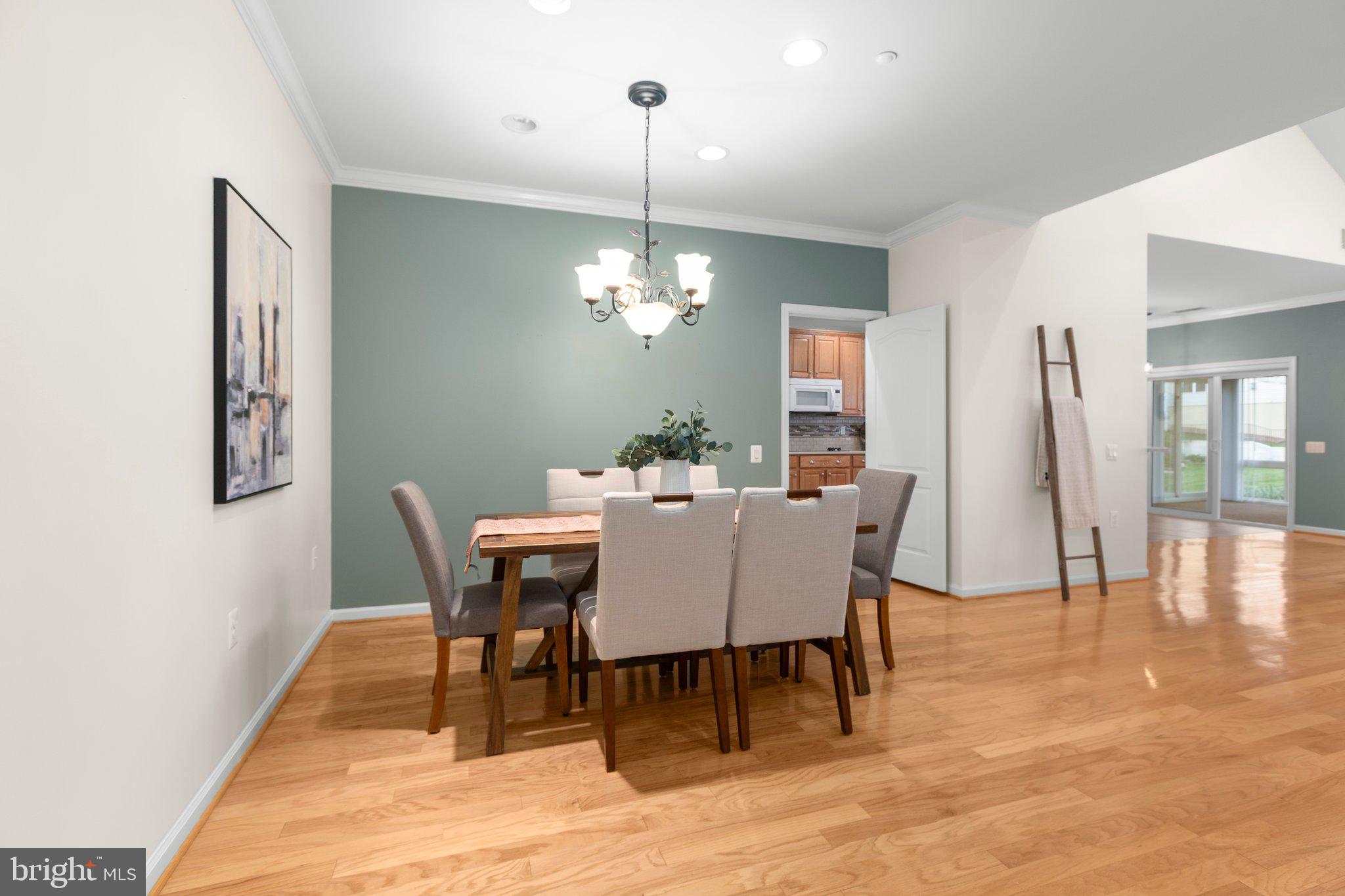 FALLS RUN - Residential