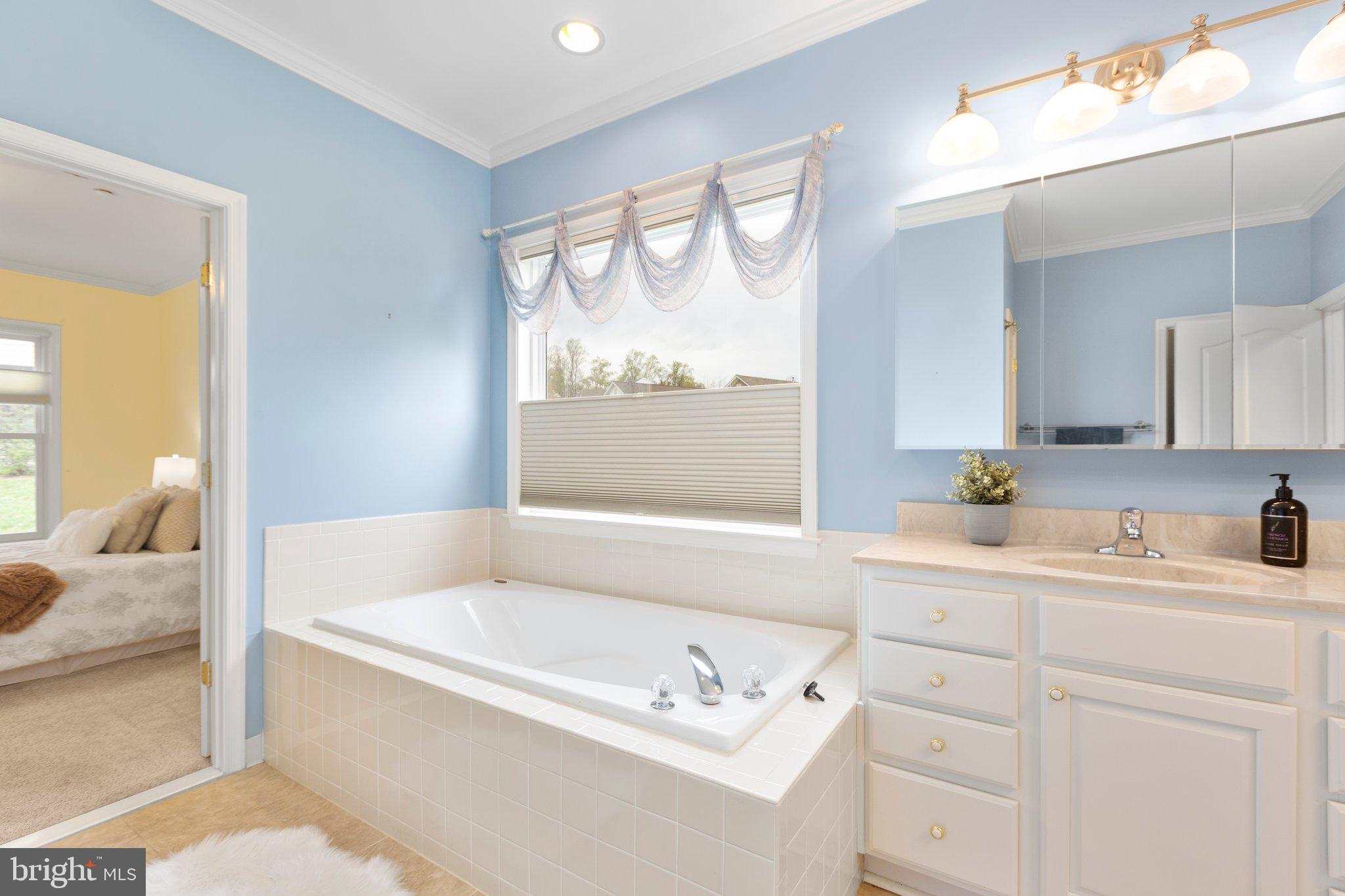 FALLS RUN - Residential