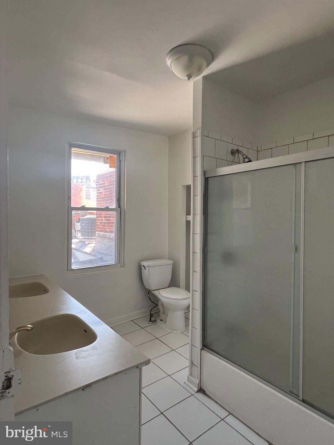 MOUNT VERNON PLACE HISTORIC DISTRICT - Commercial Sale