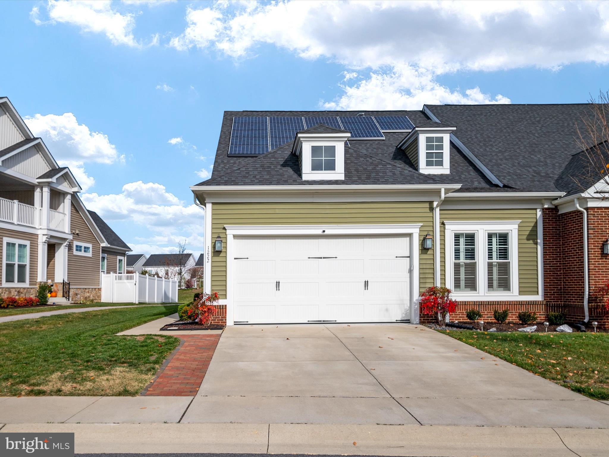 TWO RIVERS - Residential