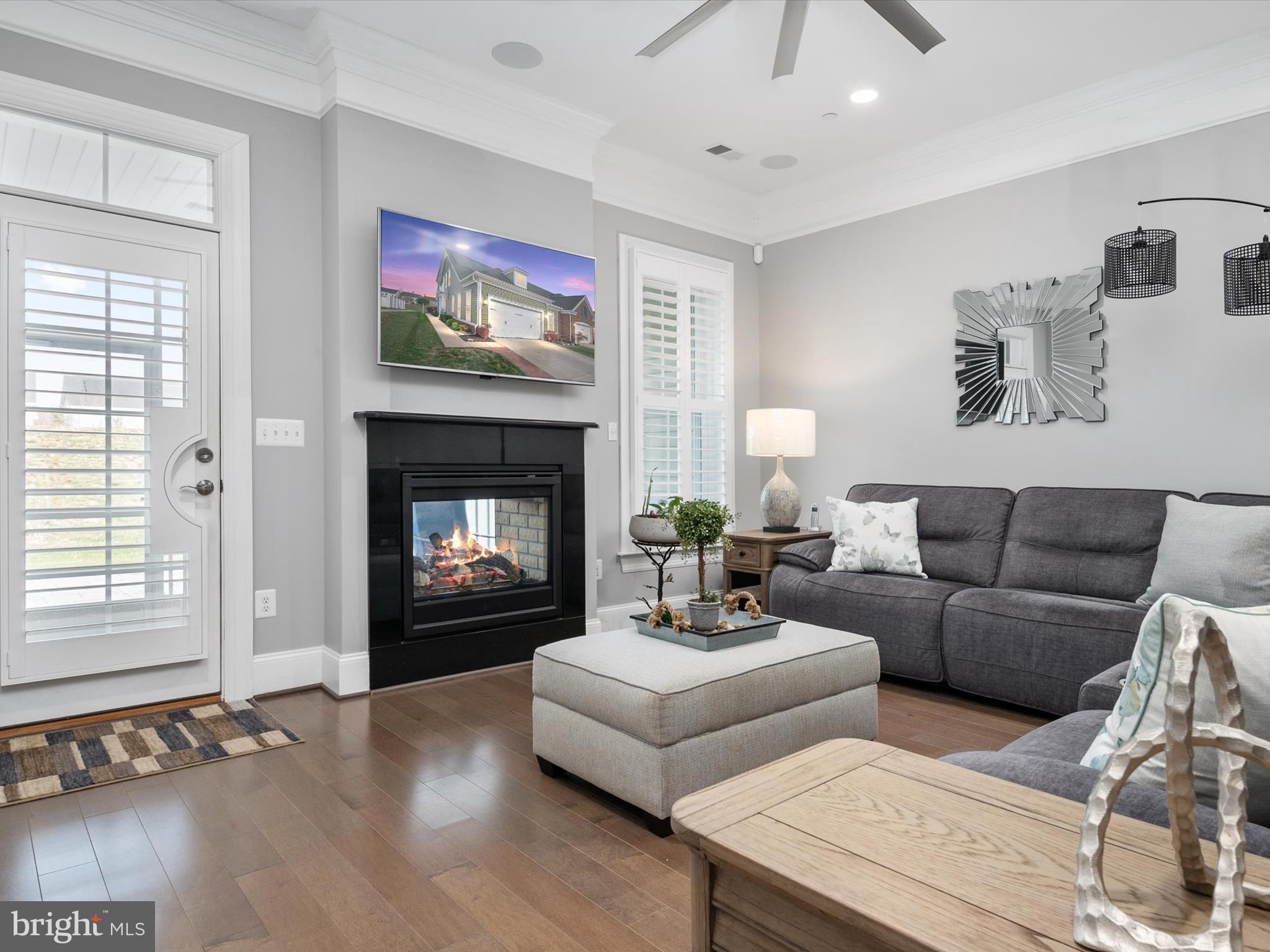 TWO RIVERS - Residential