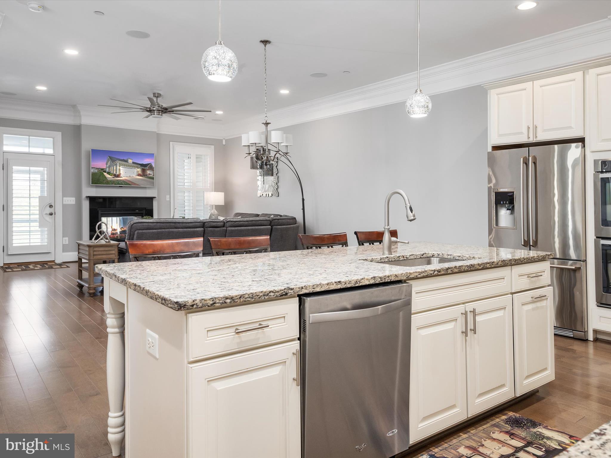 TWO RIVERS - Residential