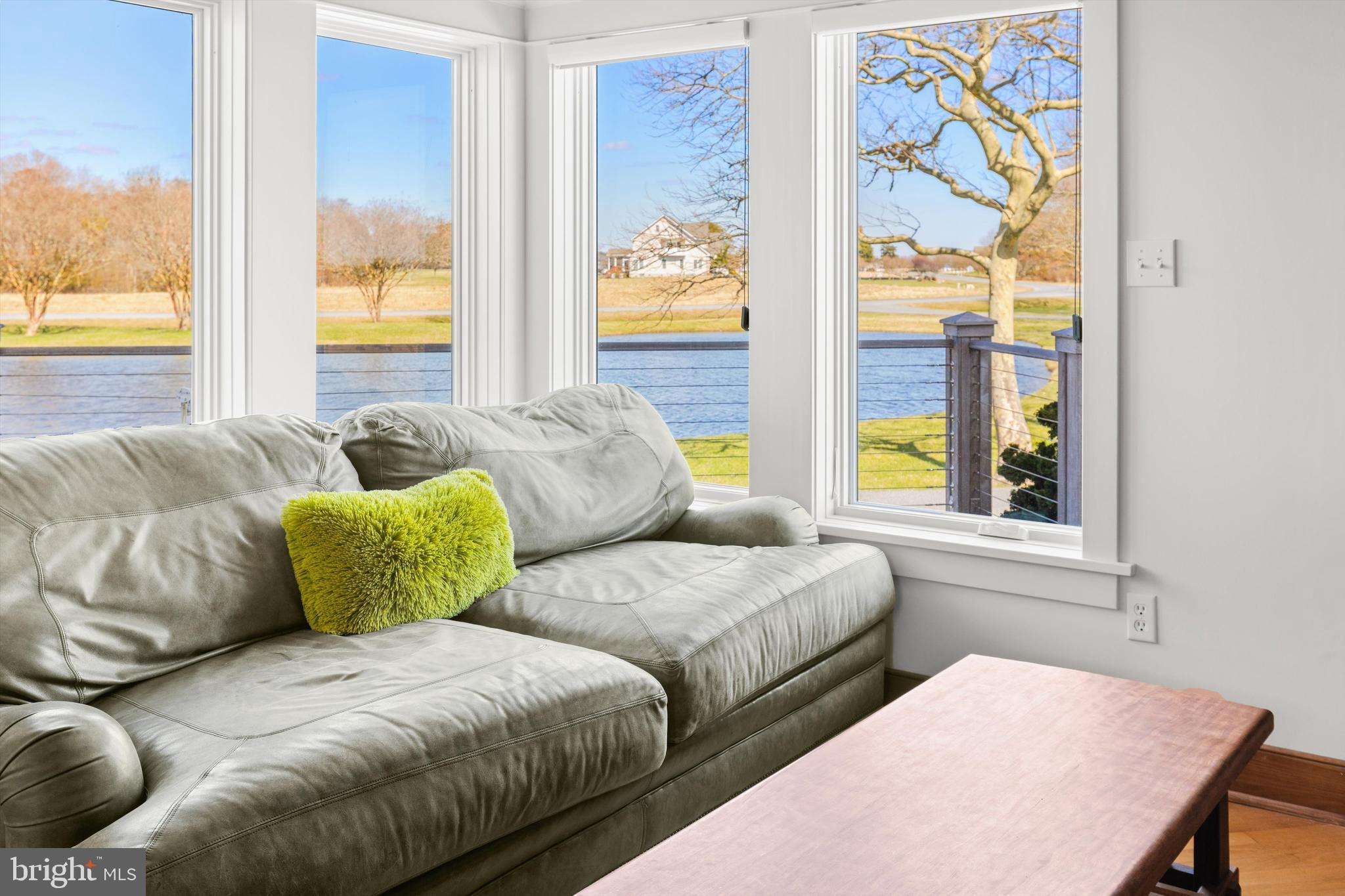 SOUTH POINT FARMS - Residential