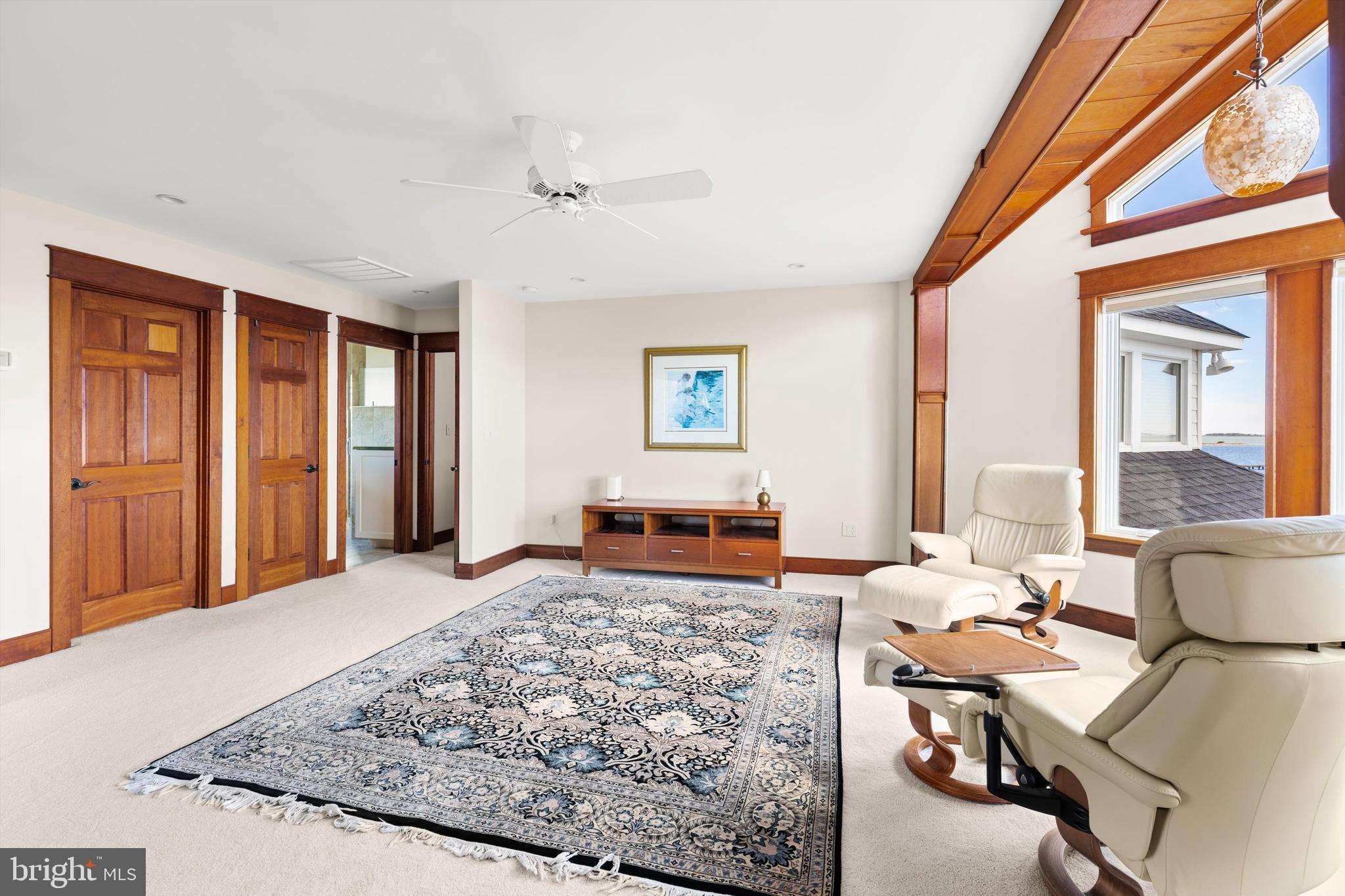 SOUTH POINT FARMS - Residential