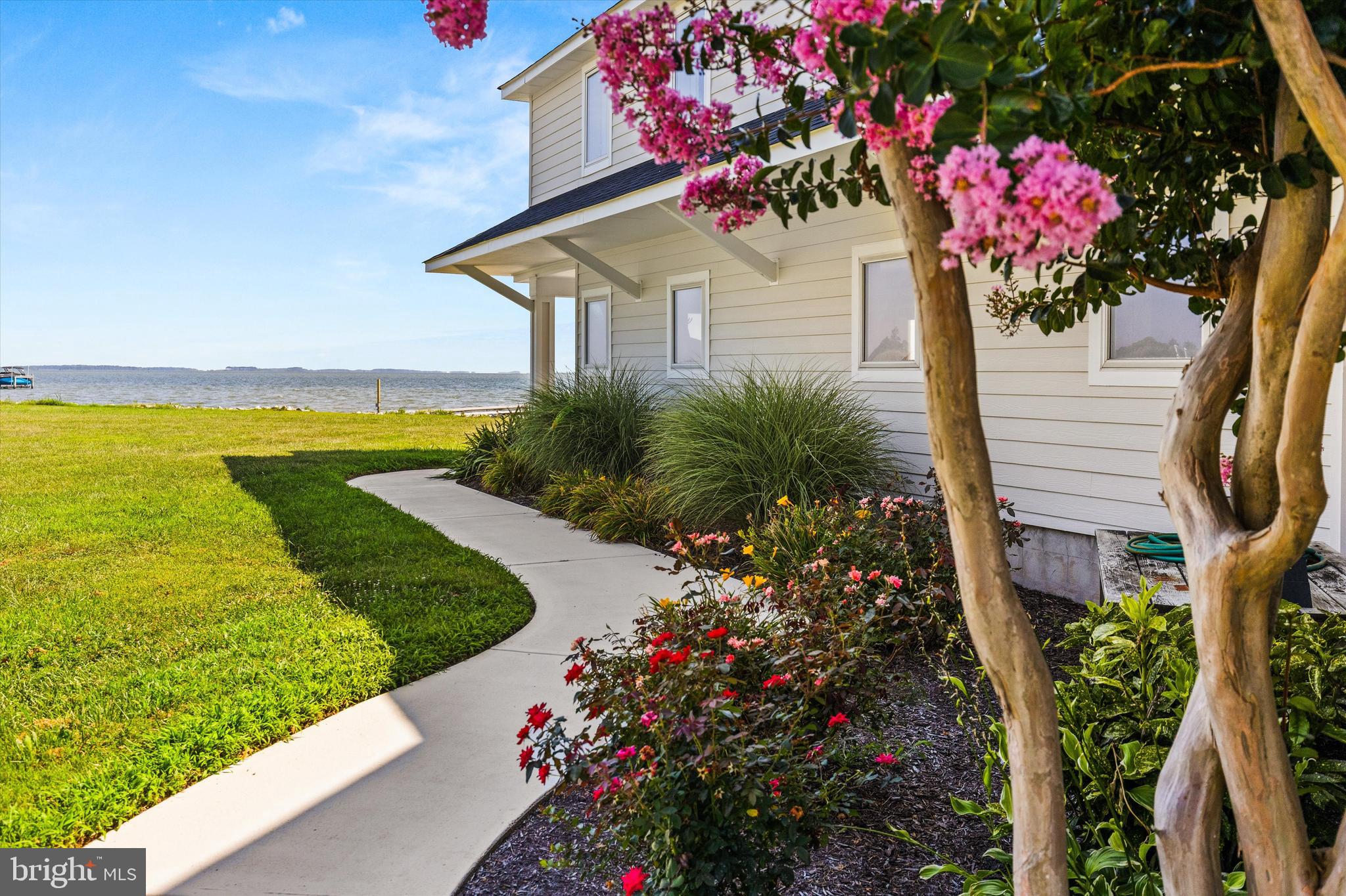 SOUTH POINT FARMS - Residential