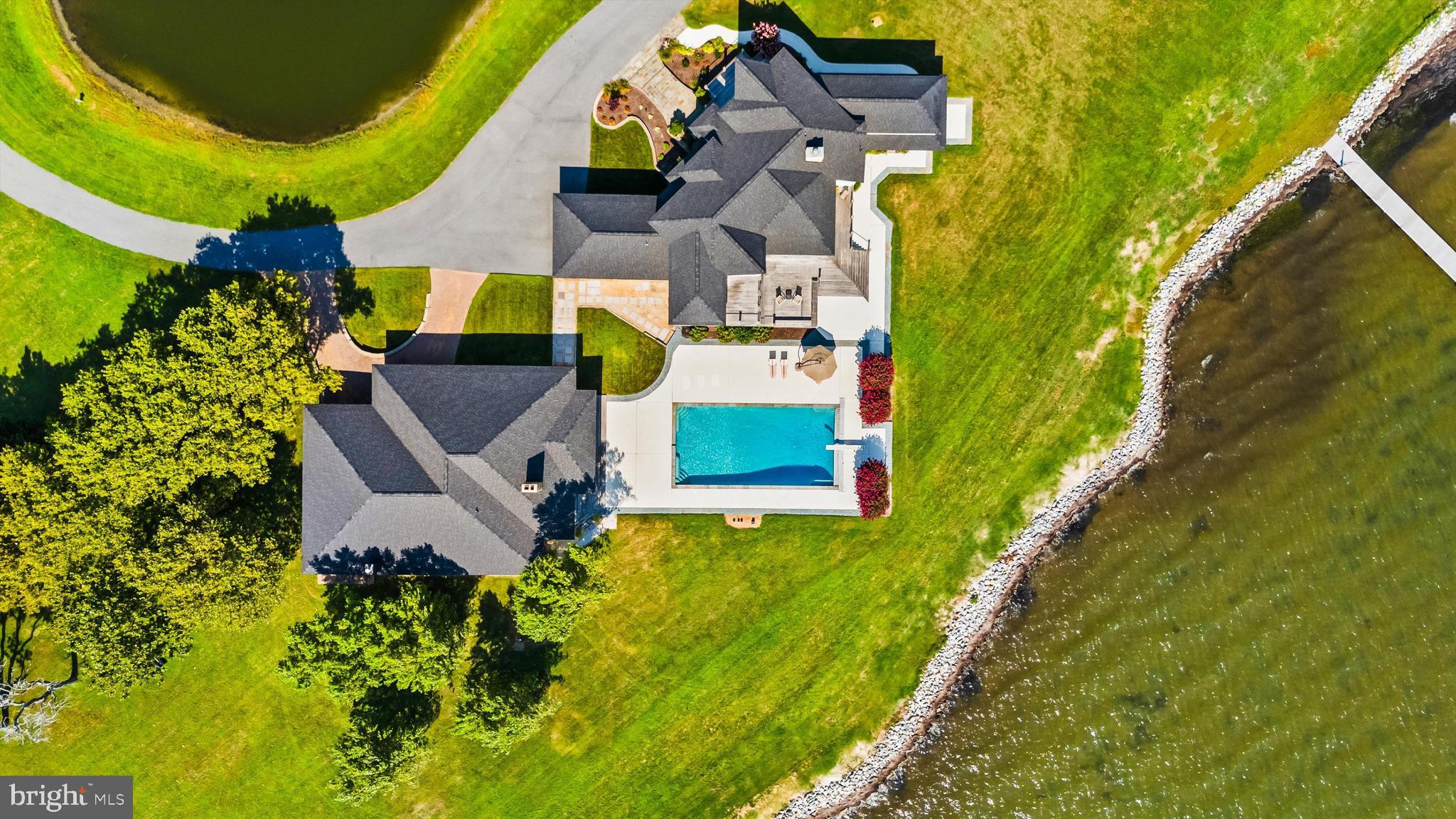 SOUTH POINT FARMS - Residential