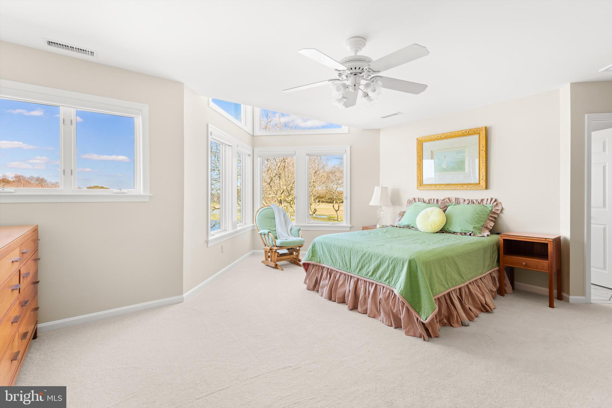 SOUTH POINT FARMS - Residential