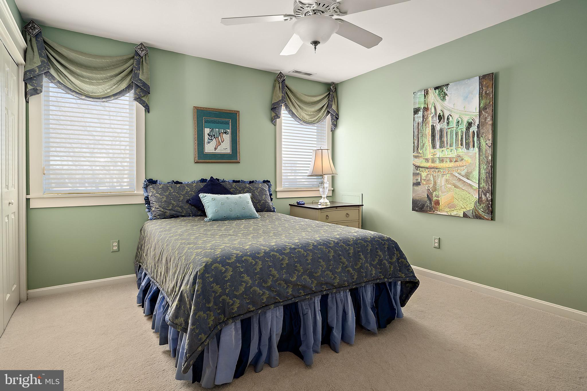 SOUTH POINT FARMS - Residential