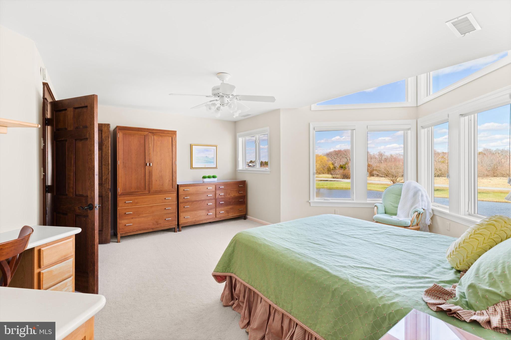 SOUTH POINT FARMS - Residential