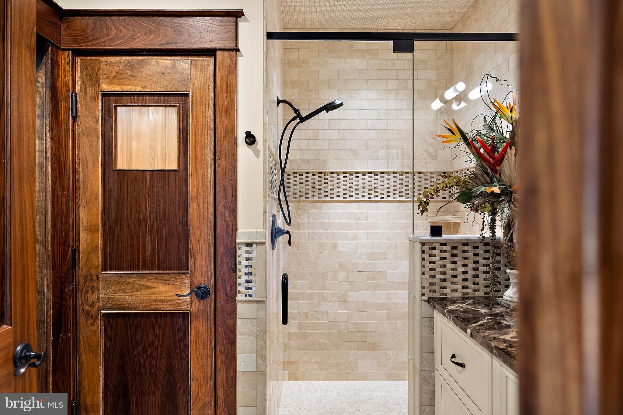 SOUTH POINT FARMS - Residential