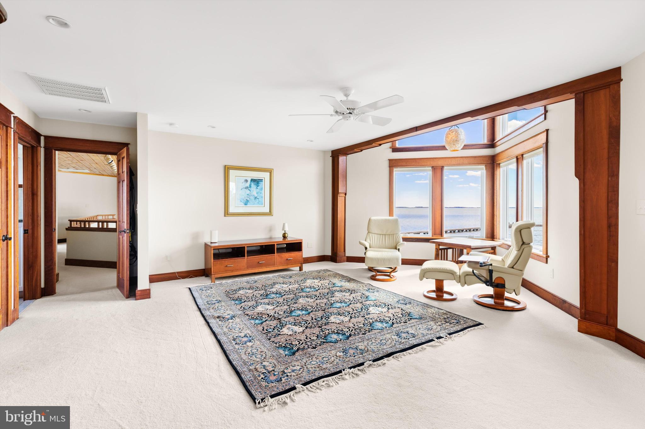 SOUTH POINT FARMS - Residential