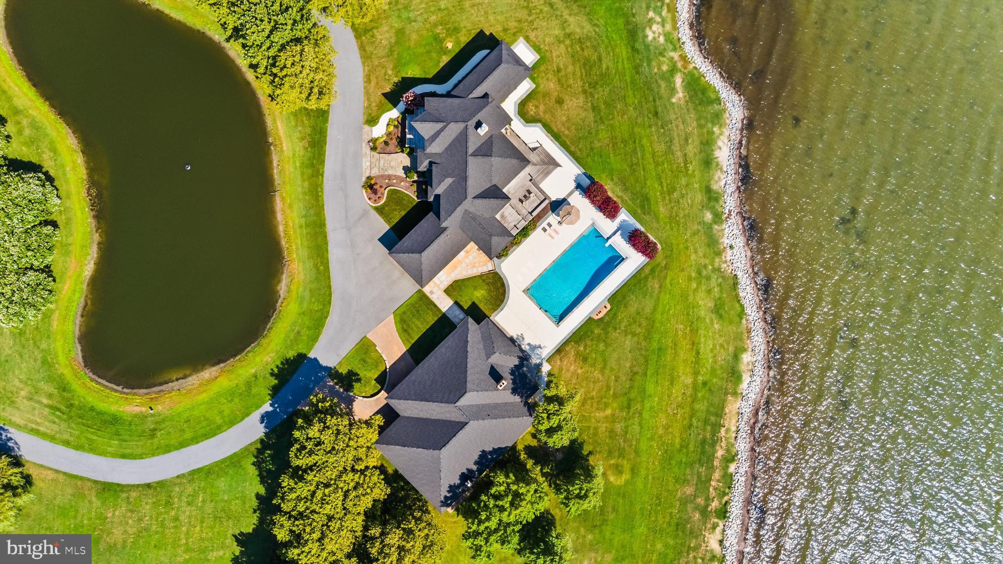 SOUTH POINT FARMS - Residential