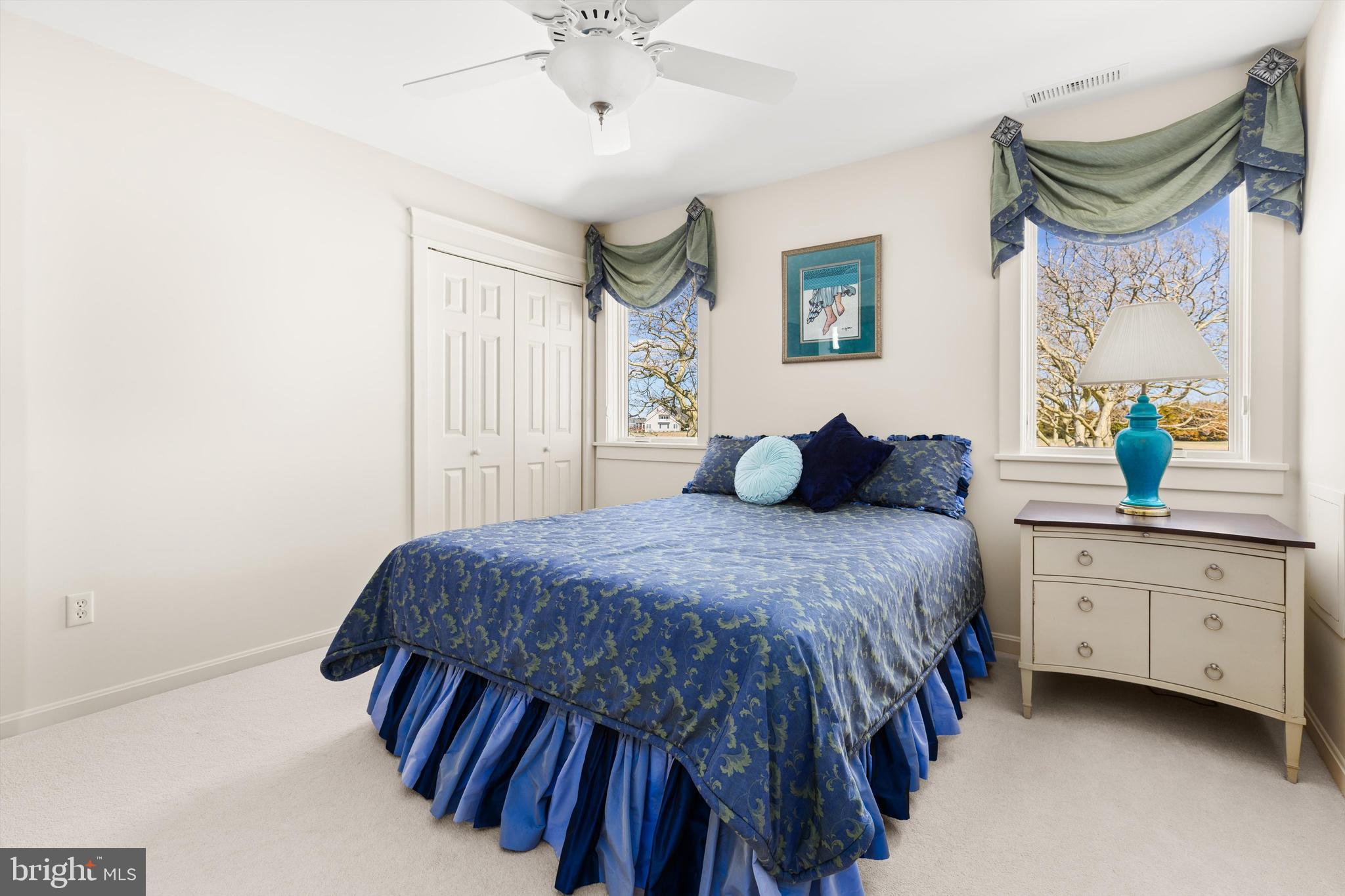 SOUTH POINT FARMS - Residential