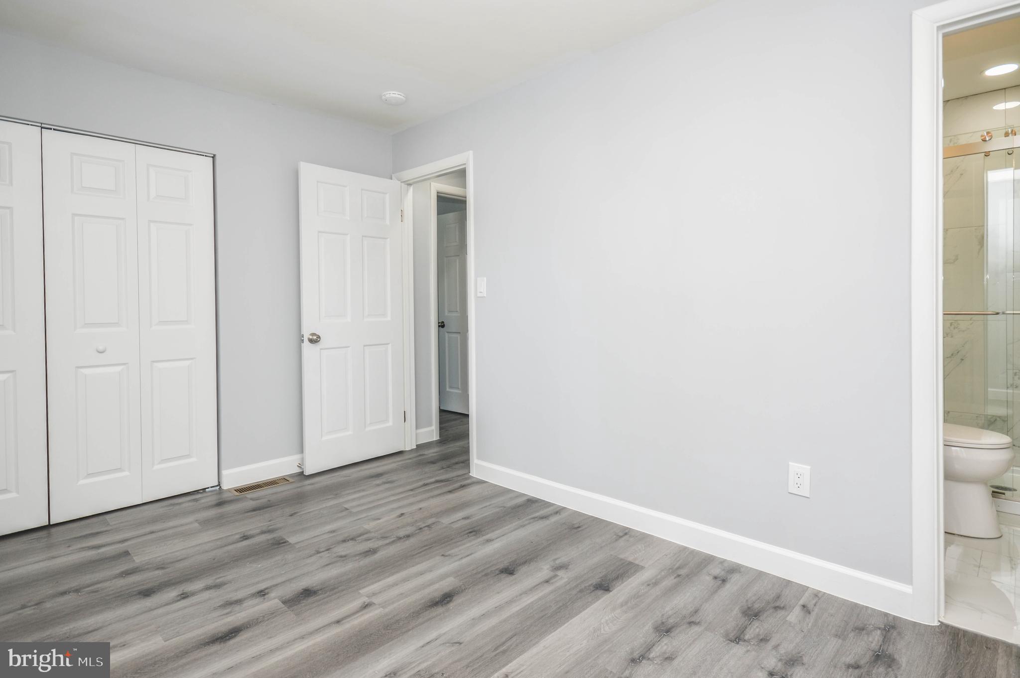 LANHAM WOODS - Residential