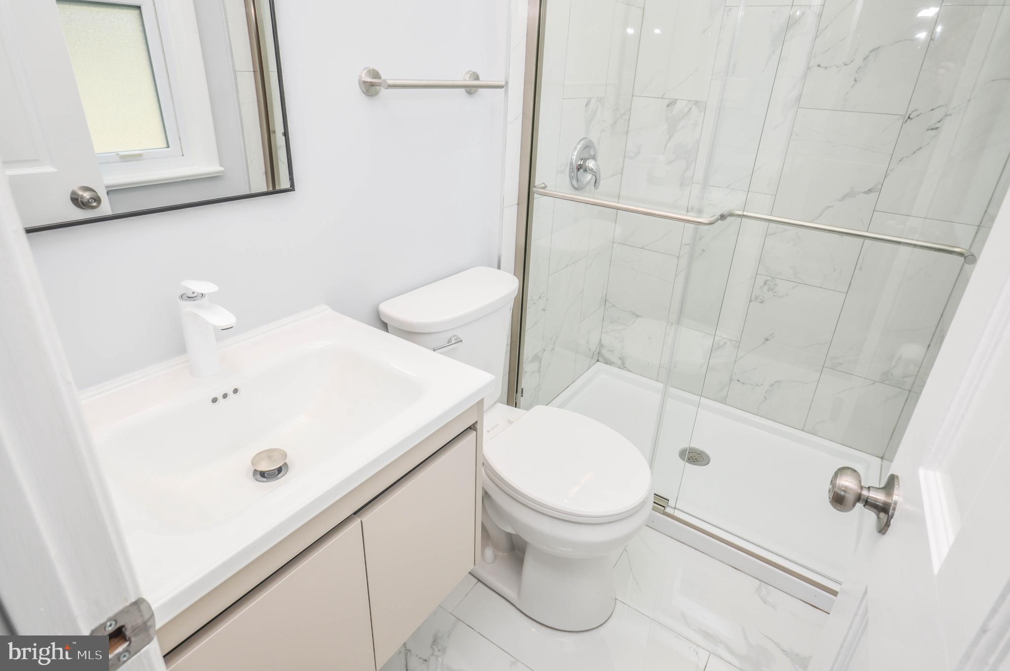 LANHAM WOODS - Residential