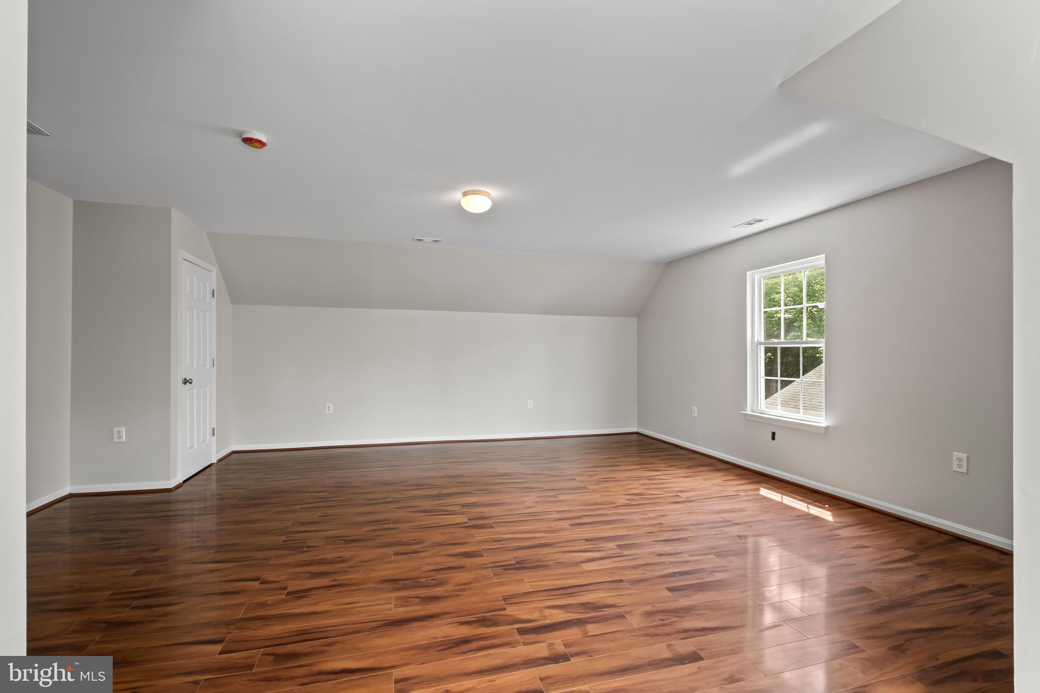 MALLARD RUN - Residential