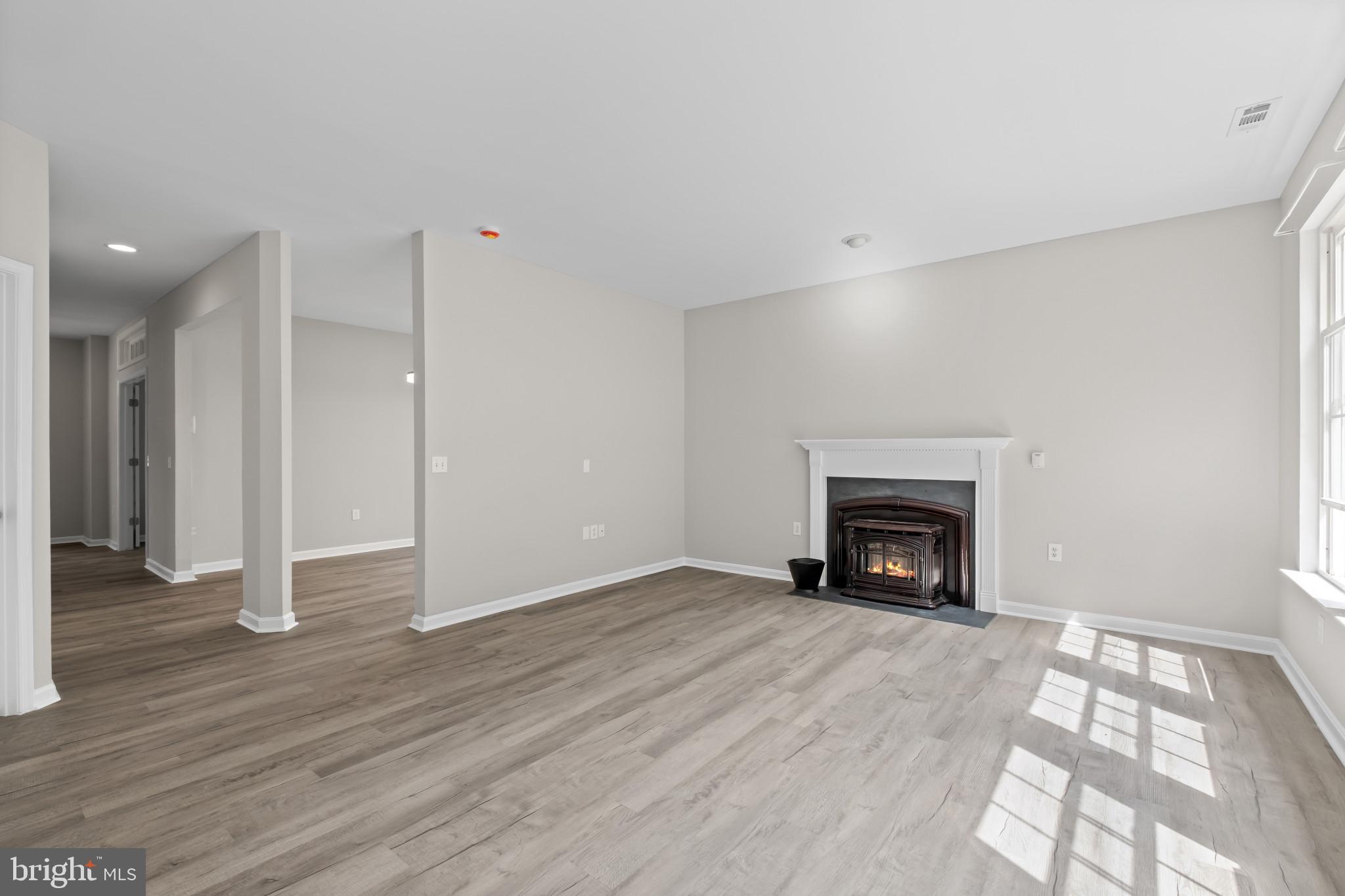 MALLARD RUN - Residential