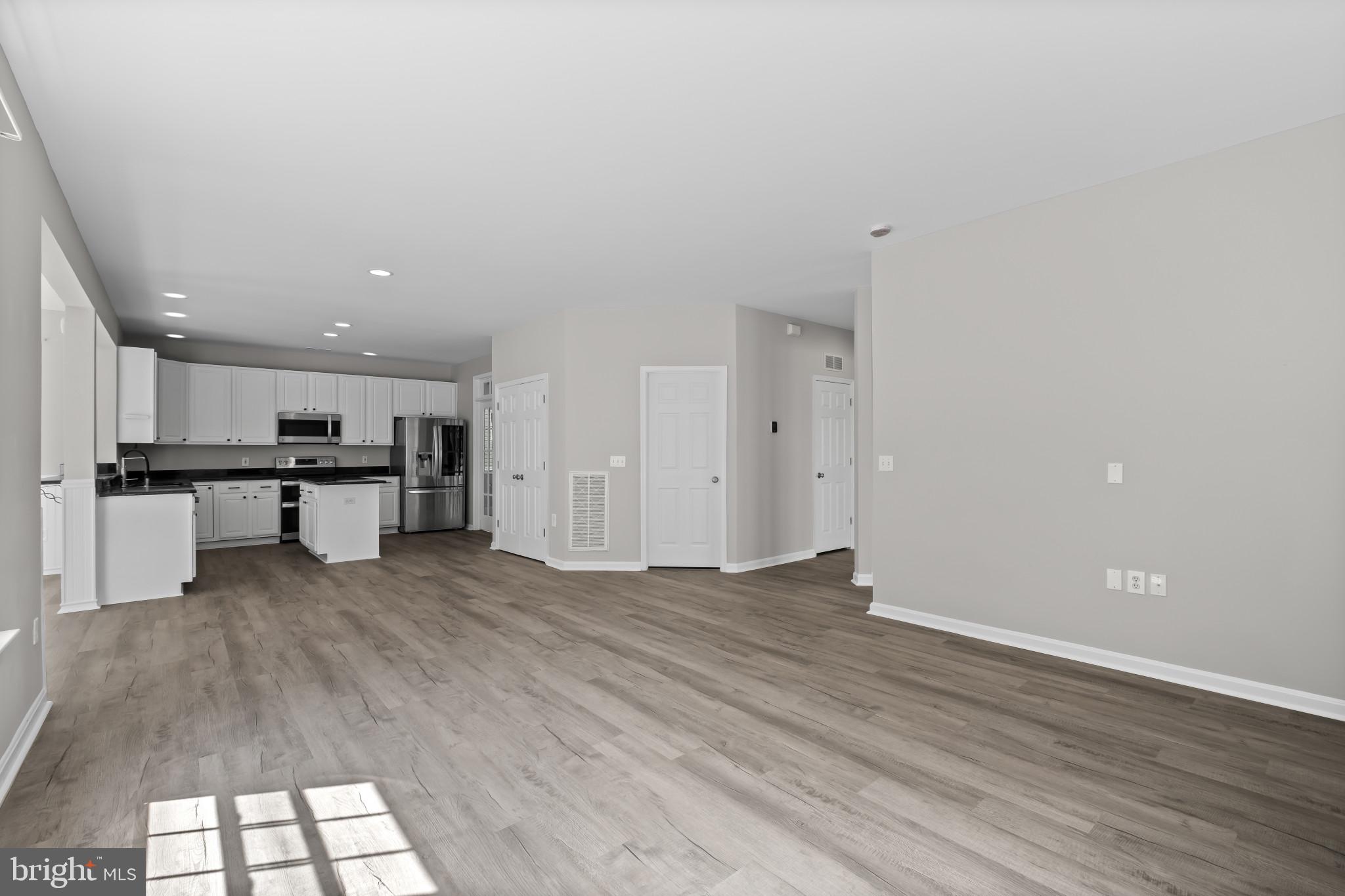 MALLARD RUN - Residential