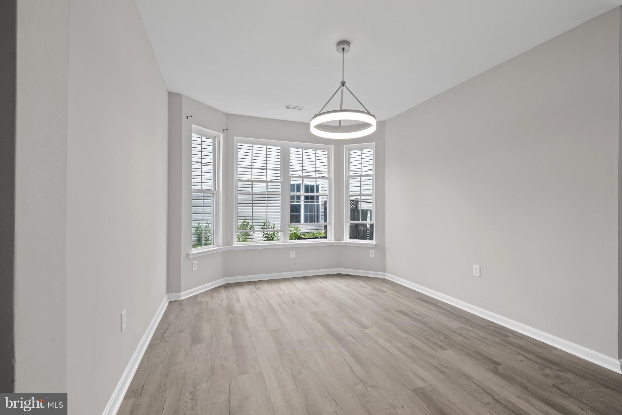 MALLARD RUN - Residential