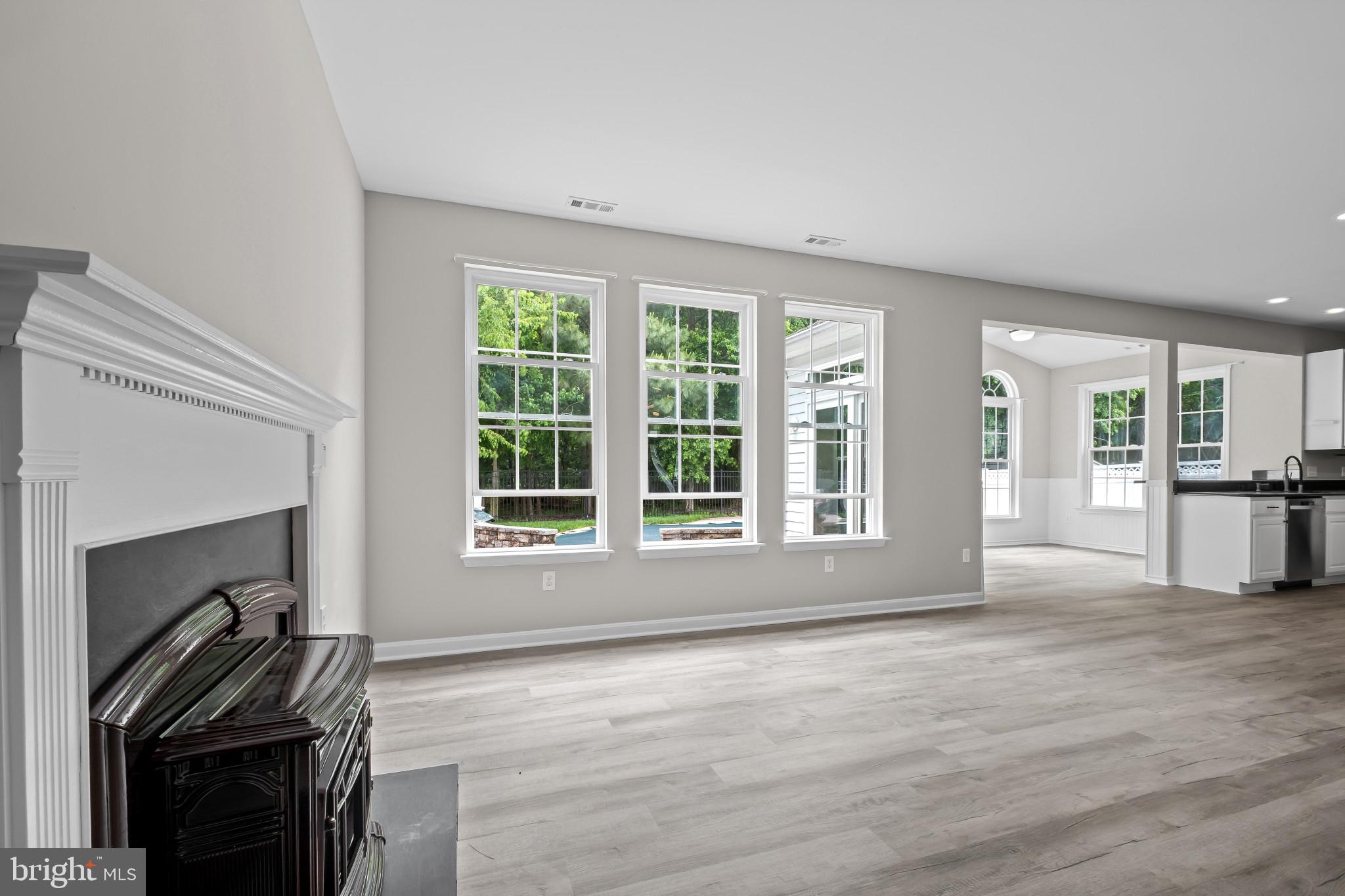 MALLARD RUN - Residential