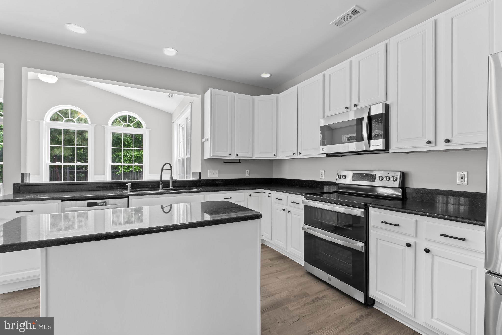 MALLARD RUN - Residential