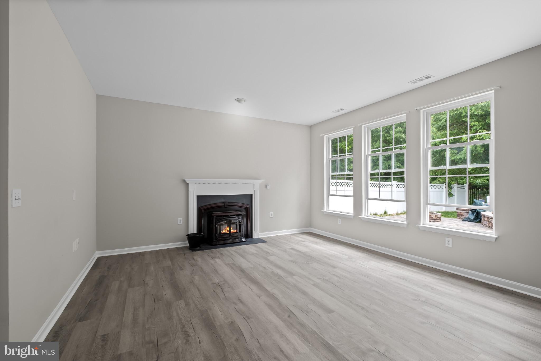 MALLARD RUN - Residential