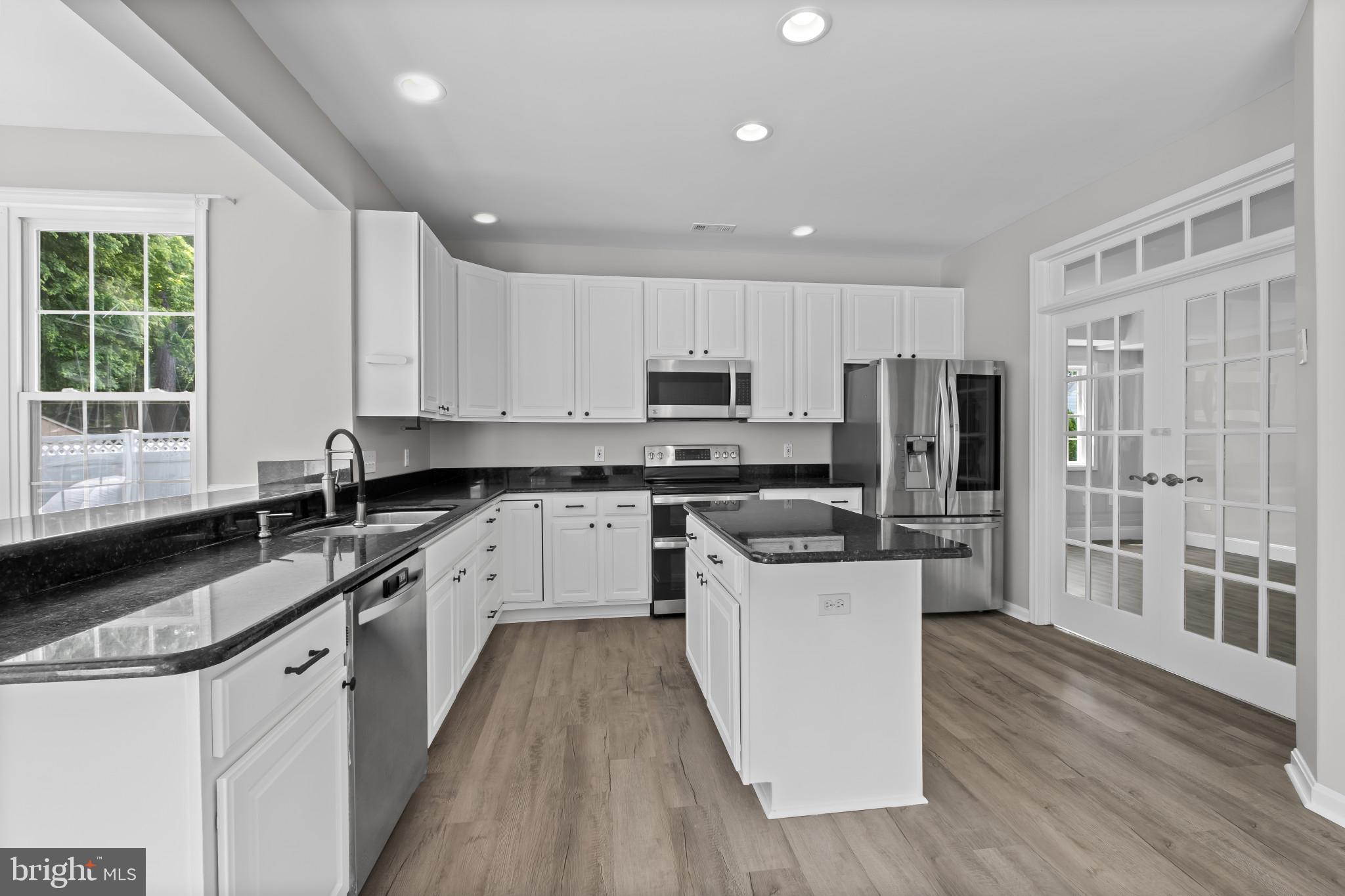 MALLARD RUN - Residential