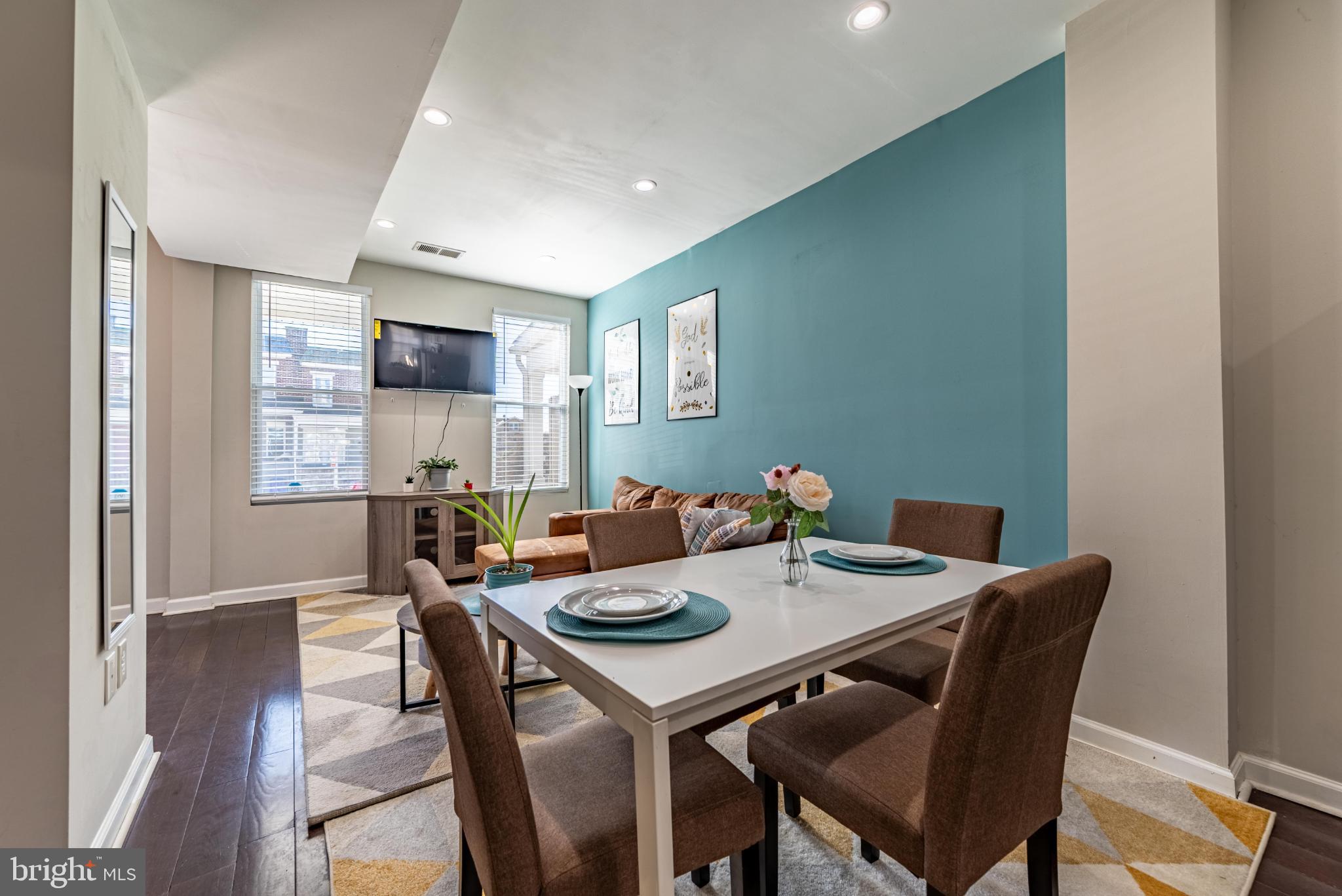 WOODBOURNE HEIGHTS - Residential