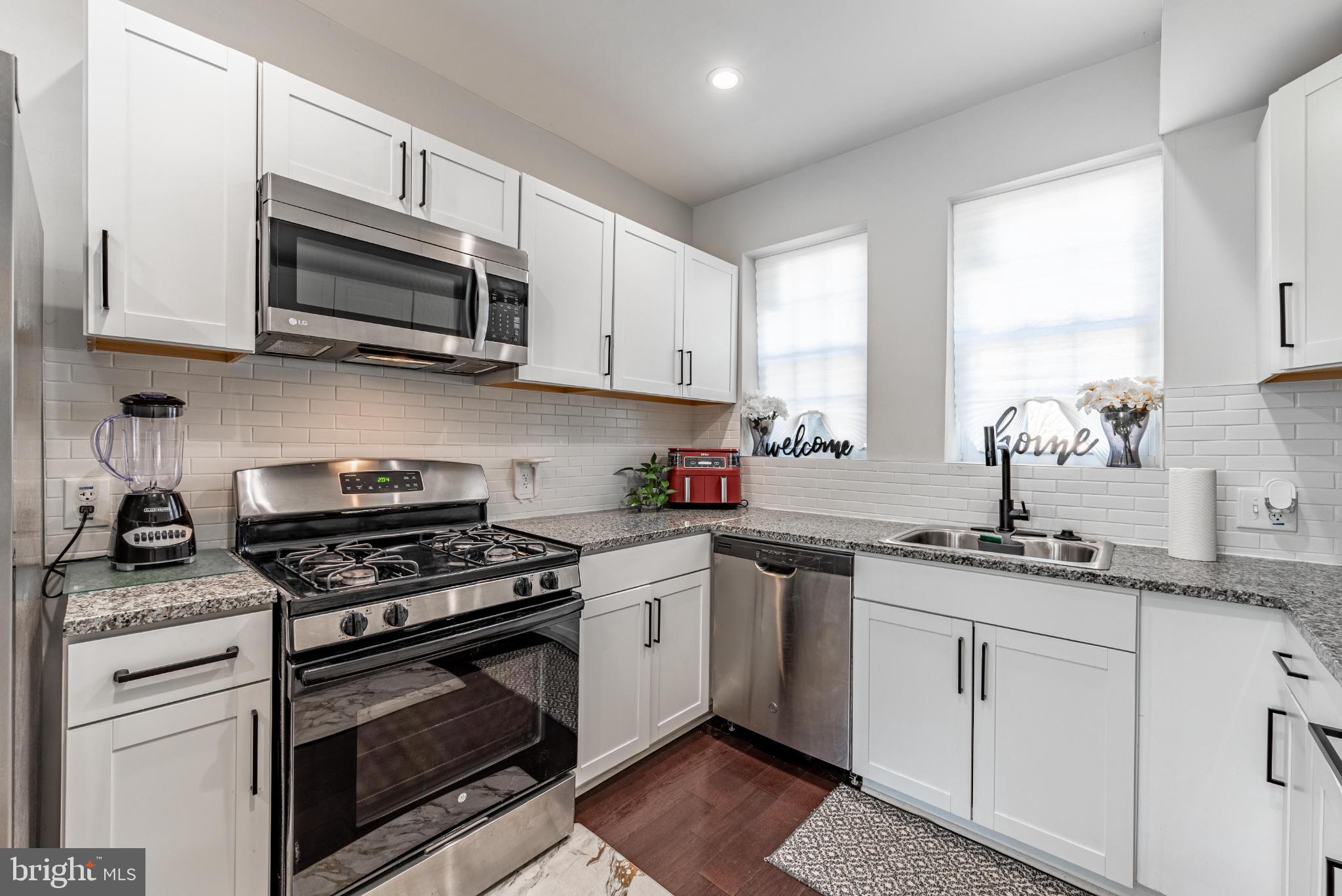 WOODBOURNE HEIGHTS - Residential