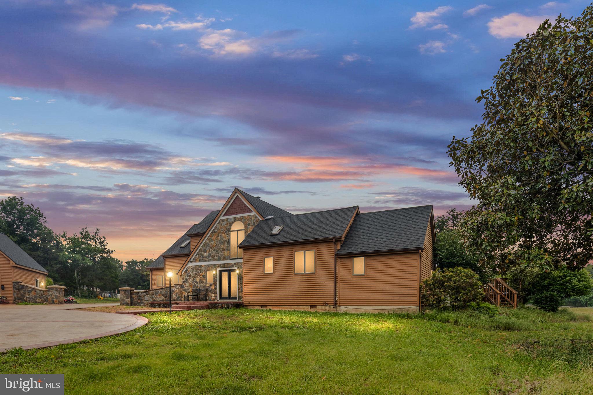 6119 BEACH ROAD