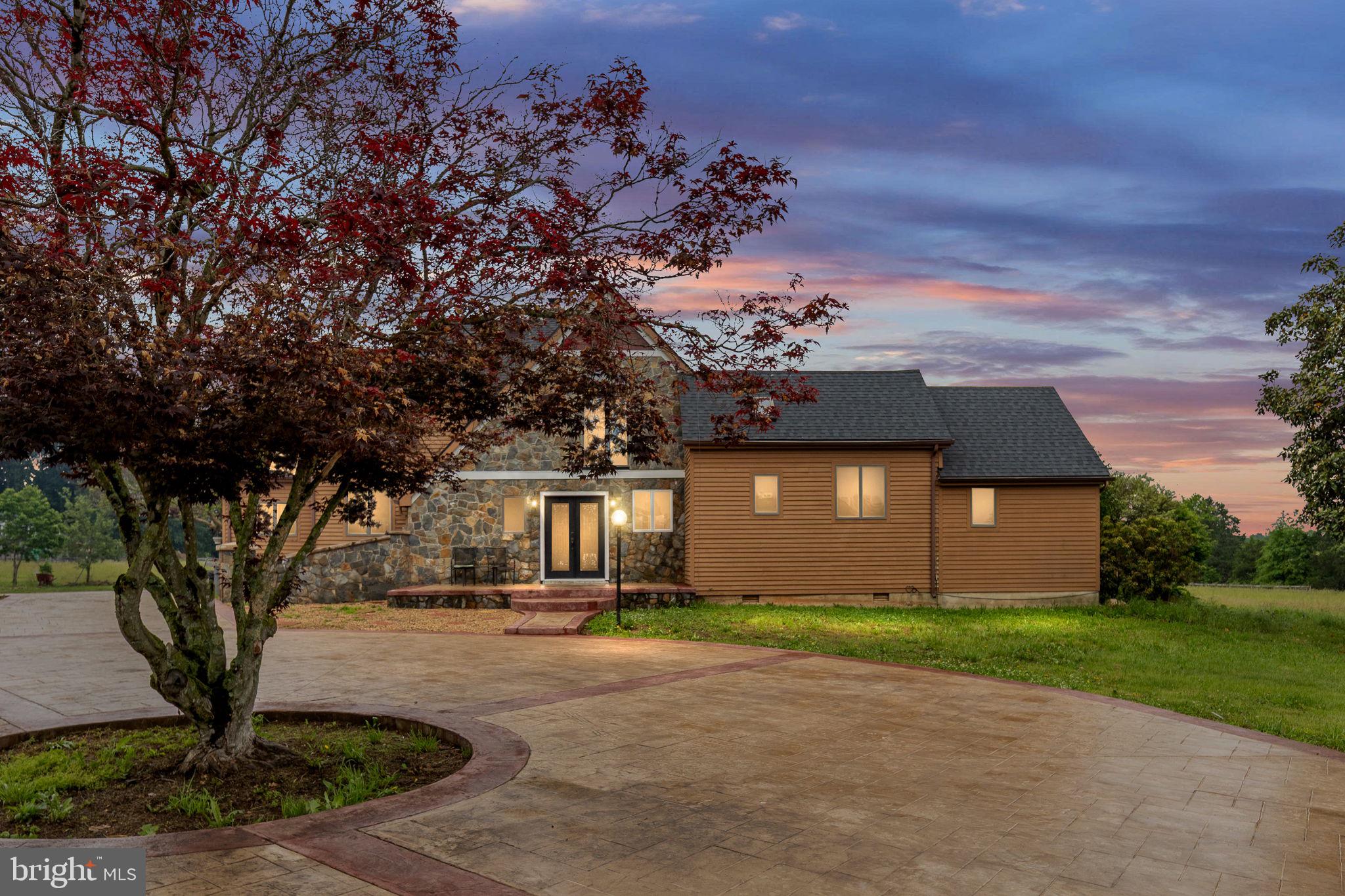 6119 BEACH ROAD