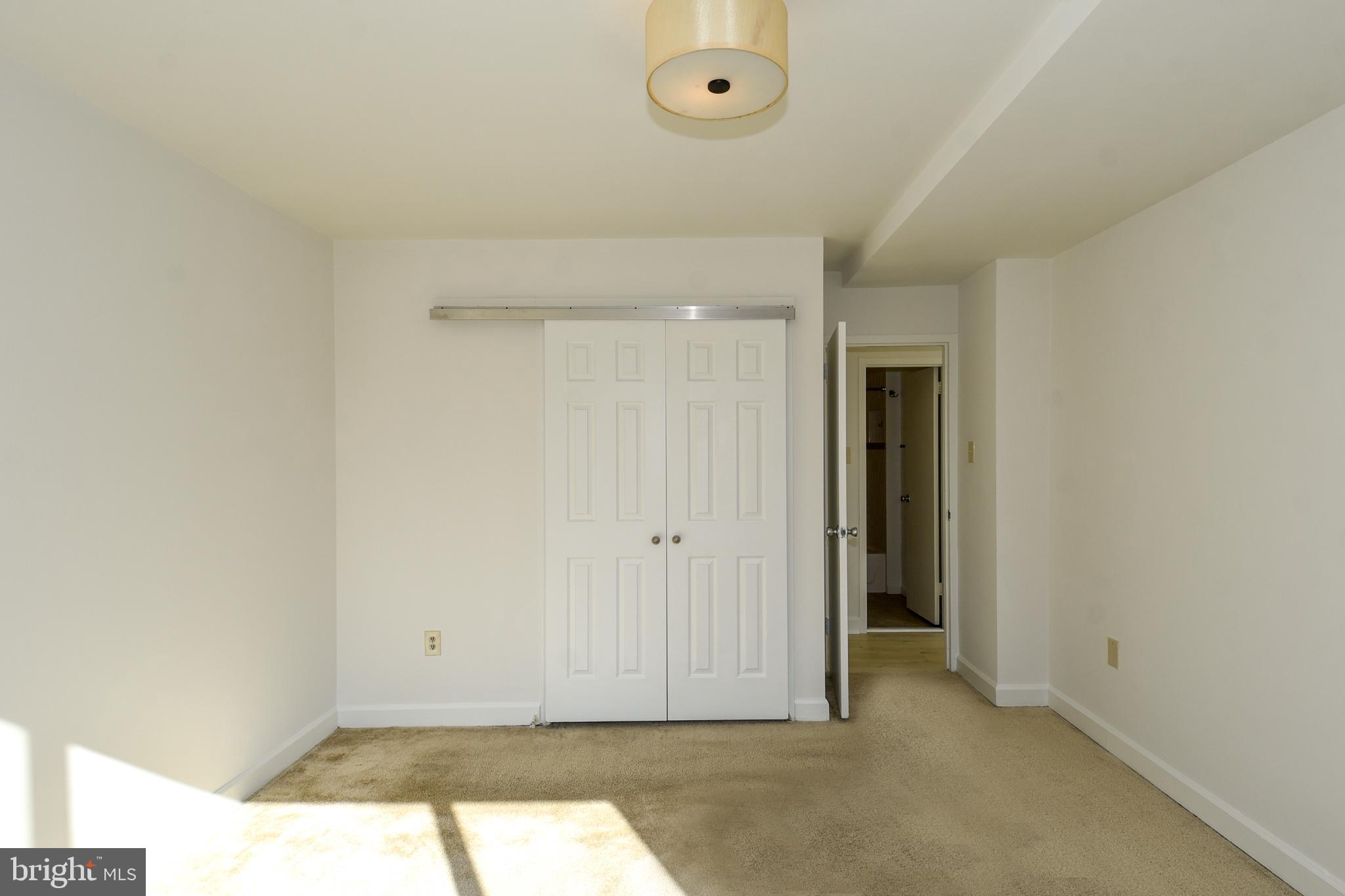 RIVER PLACE NORTH - Residential