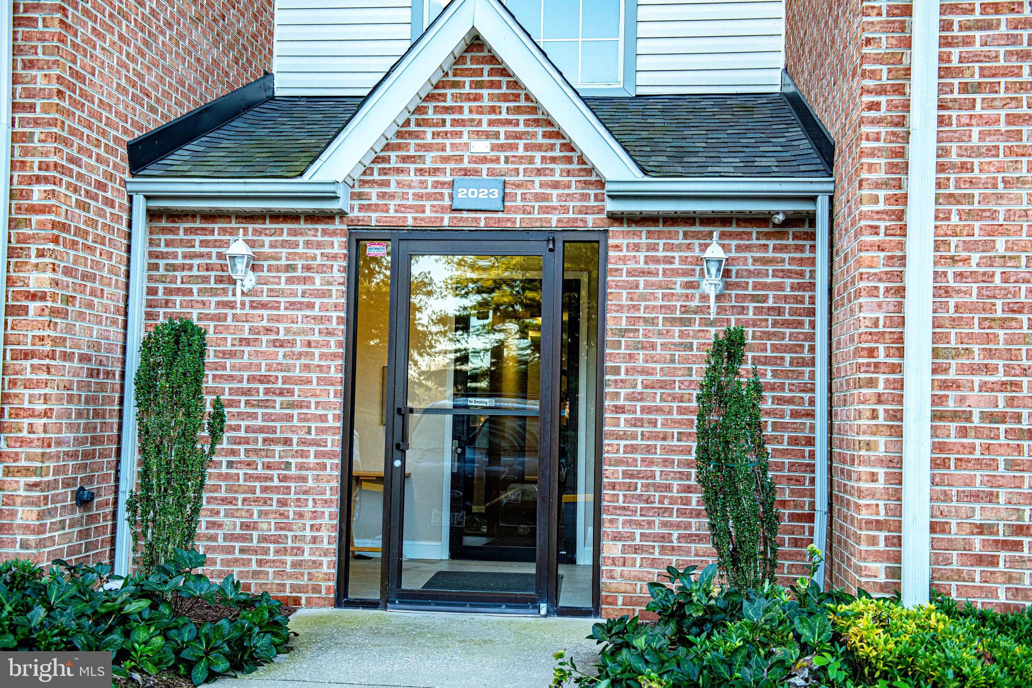 WINIFRED MANOR - Residential