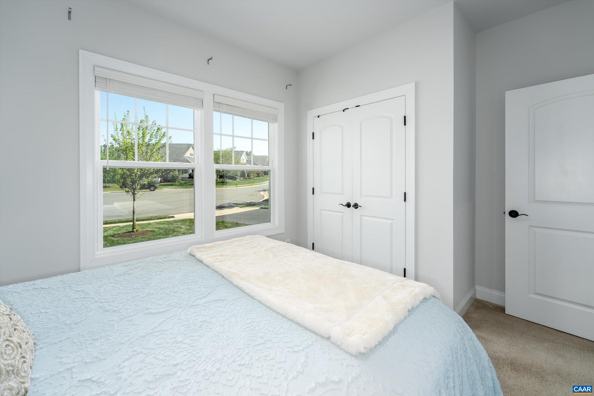 SPRING CREEK - Residential