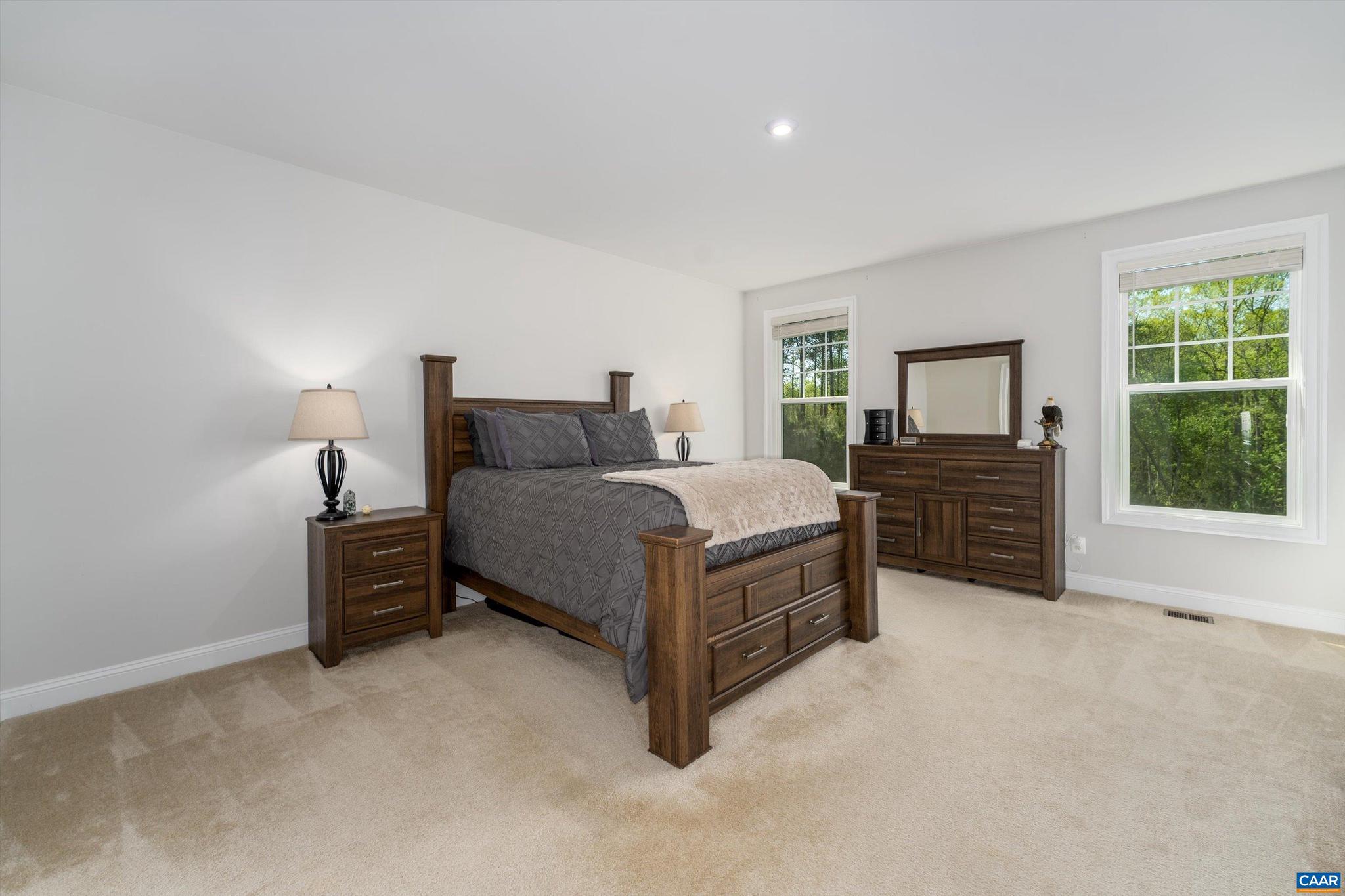 SPRING CREEK - Residential