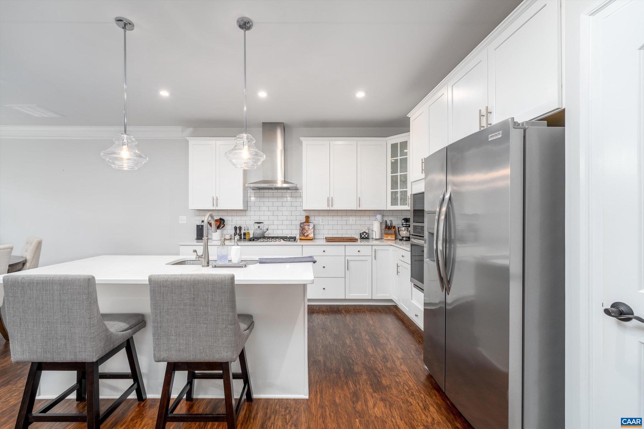 SPRING CREEK - Residential