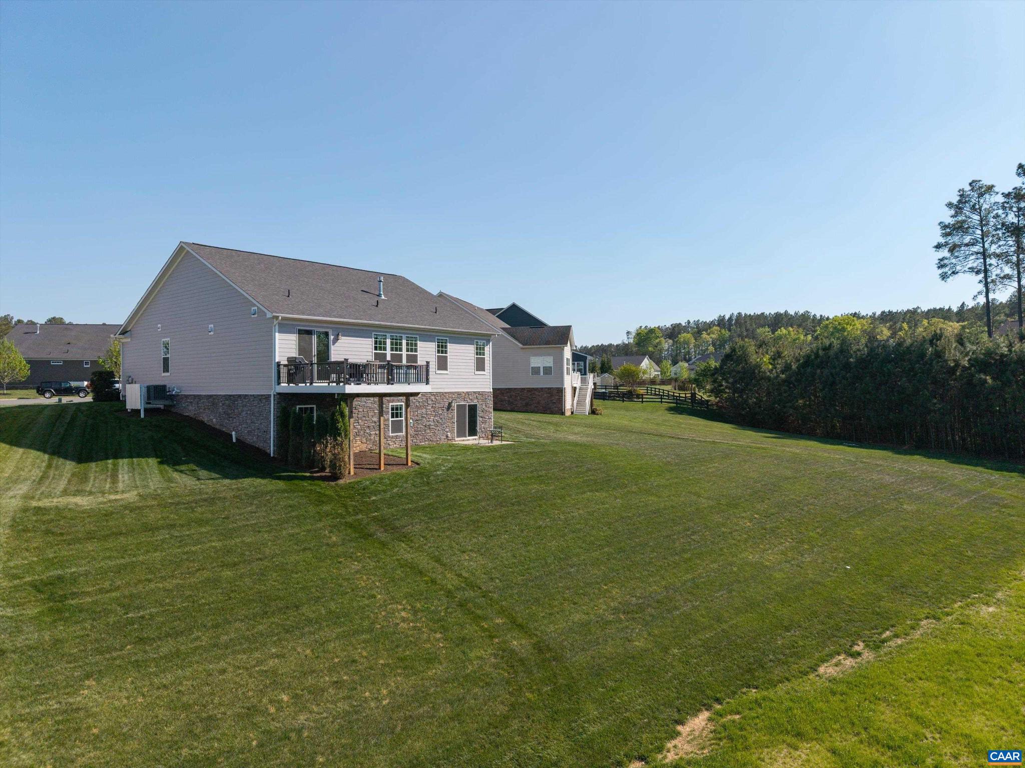 SPRING CREEK - Residential