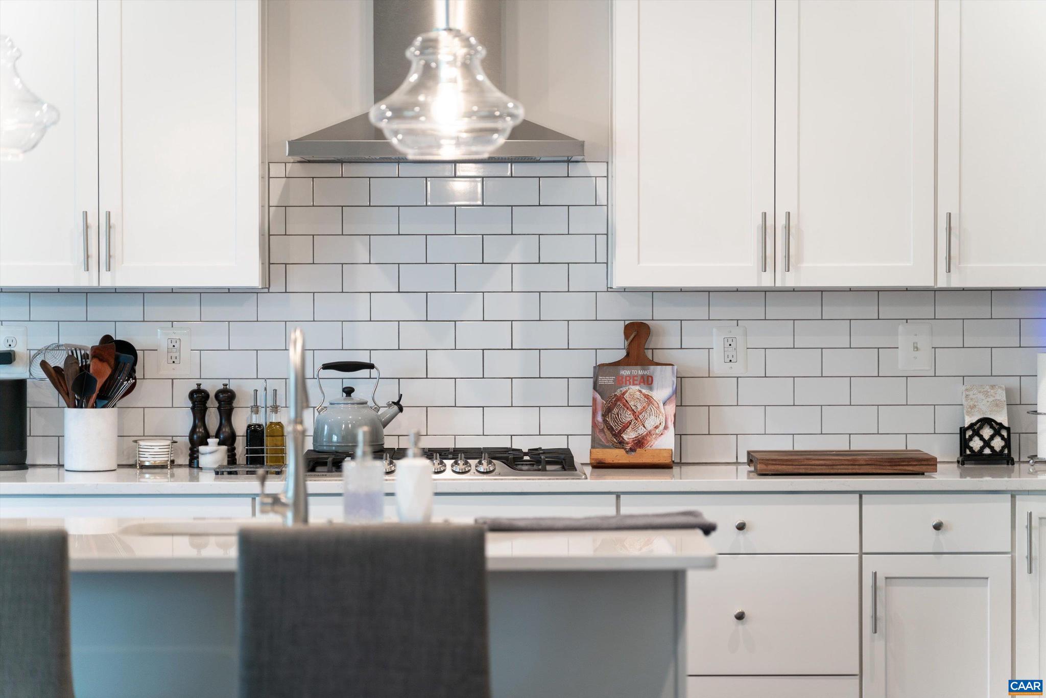 SPRING CREEK - Residential