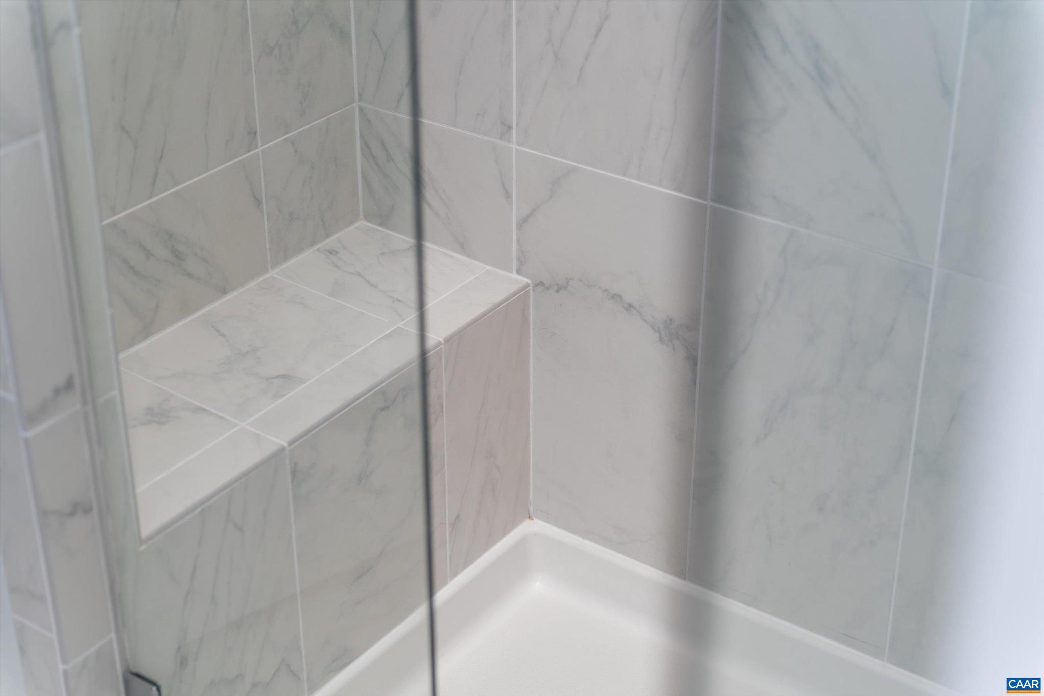 SPRING CREEK - Residential