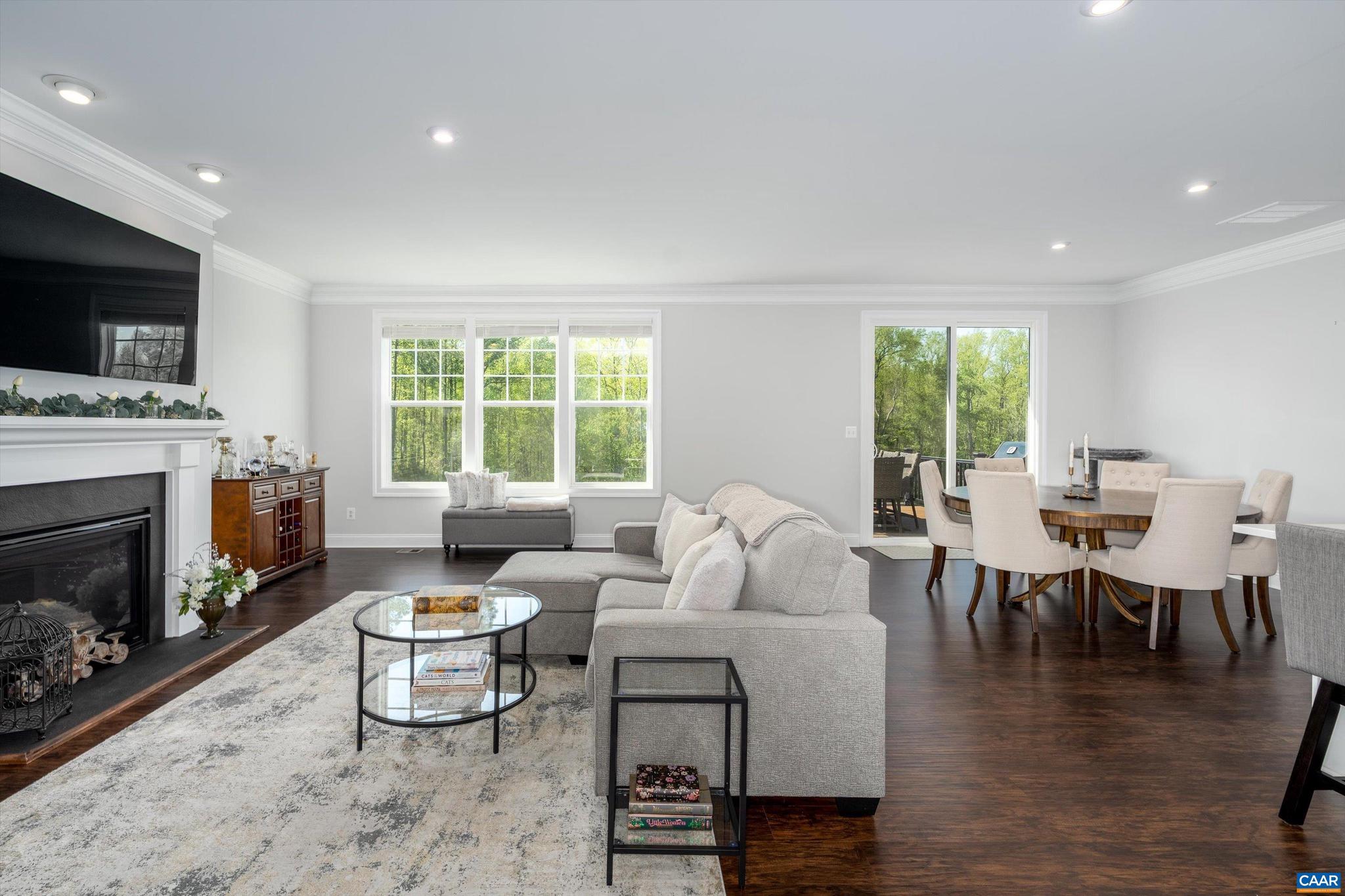 SPRING CREEK - Residential