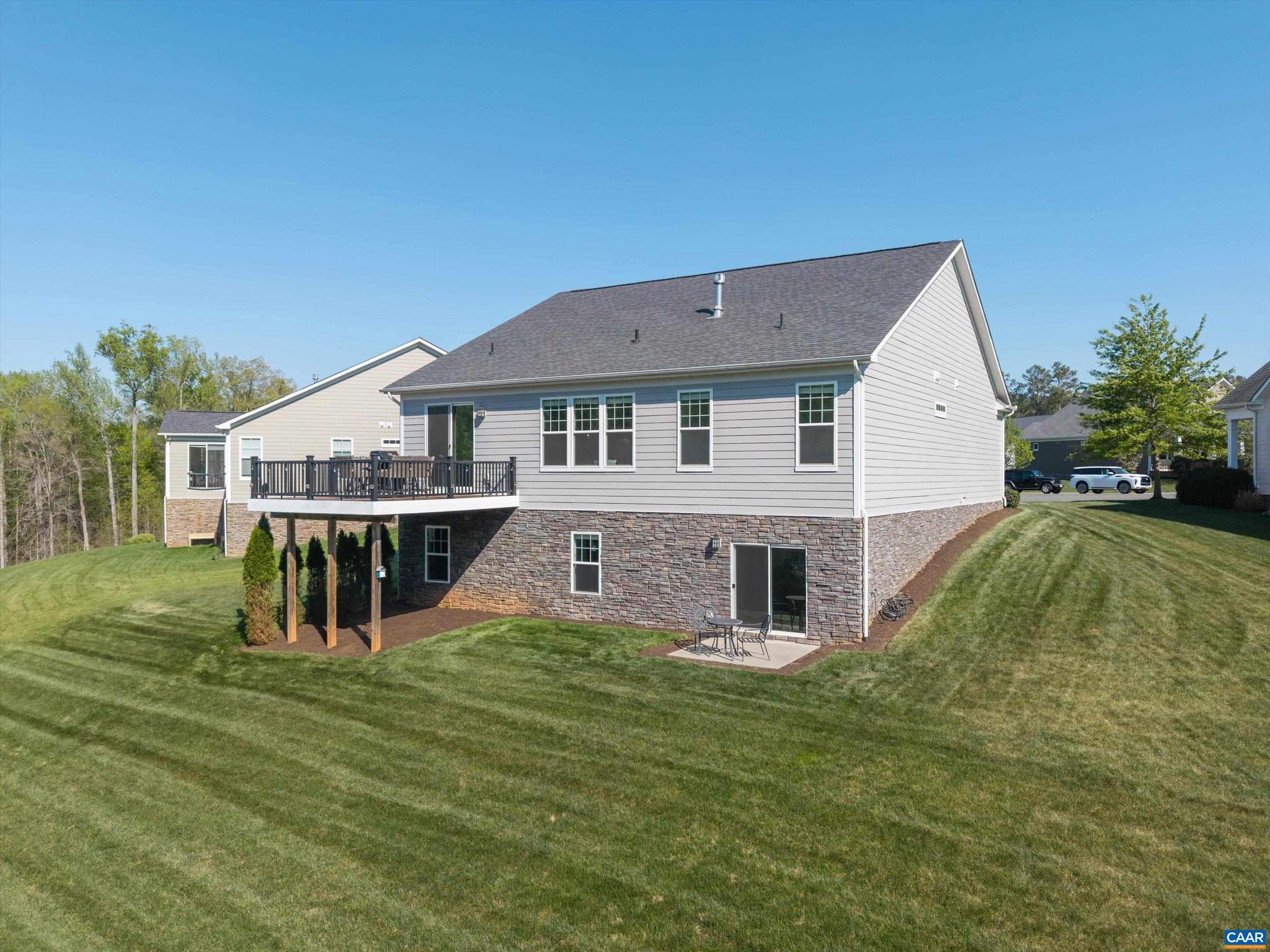 SPRING CREEK - Residential