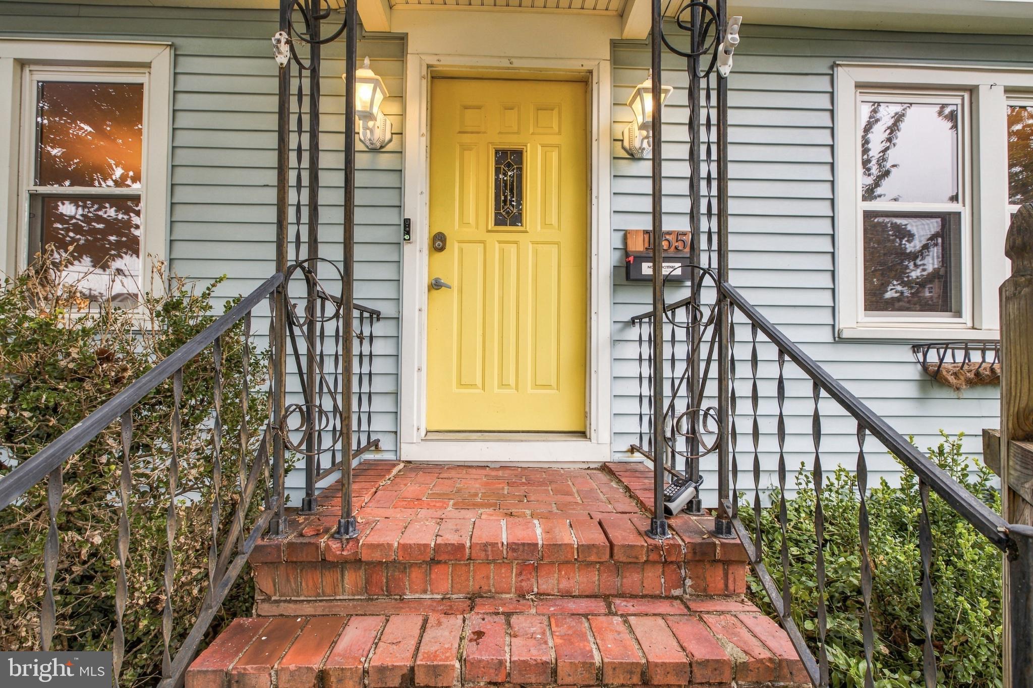 155 N AMERICAN AVENUE